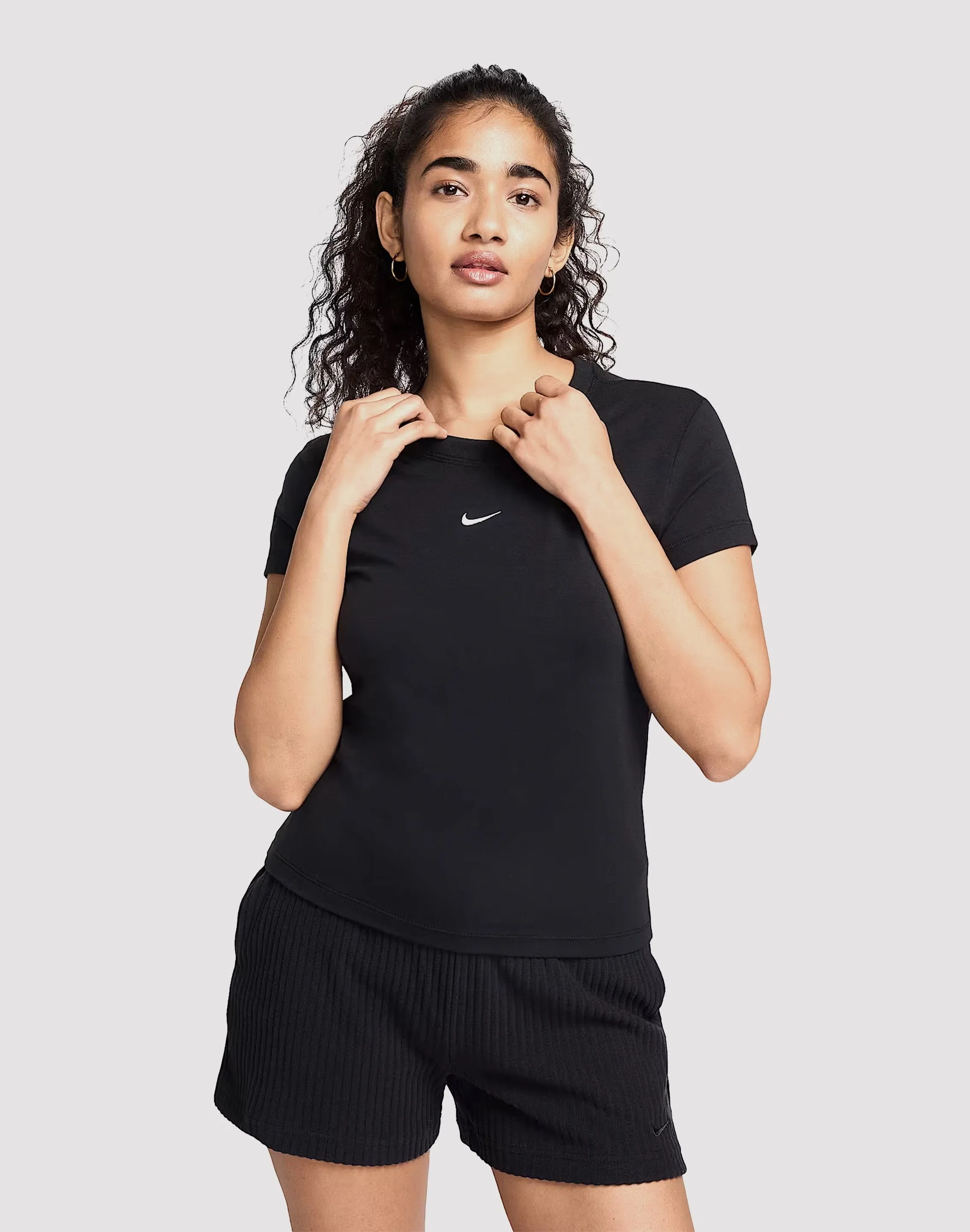 Nike Chill Knit Tee