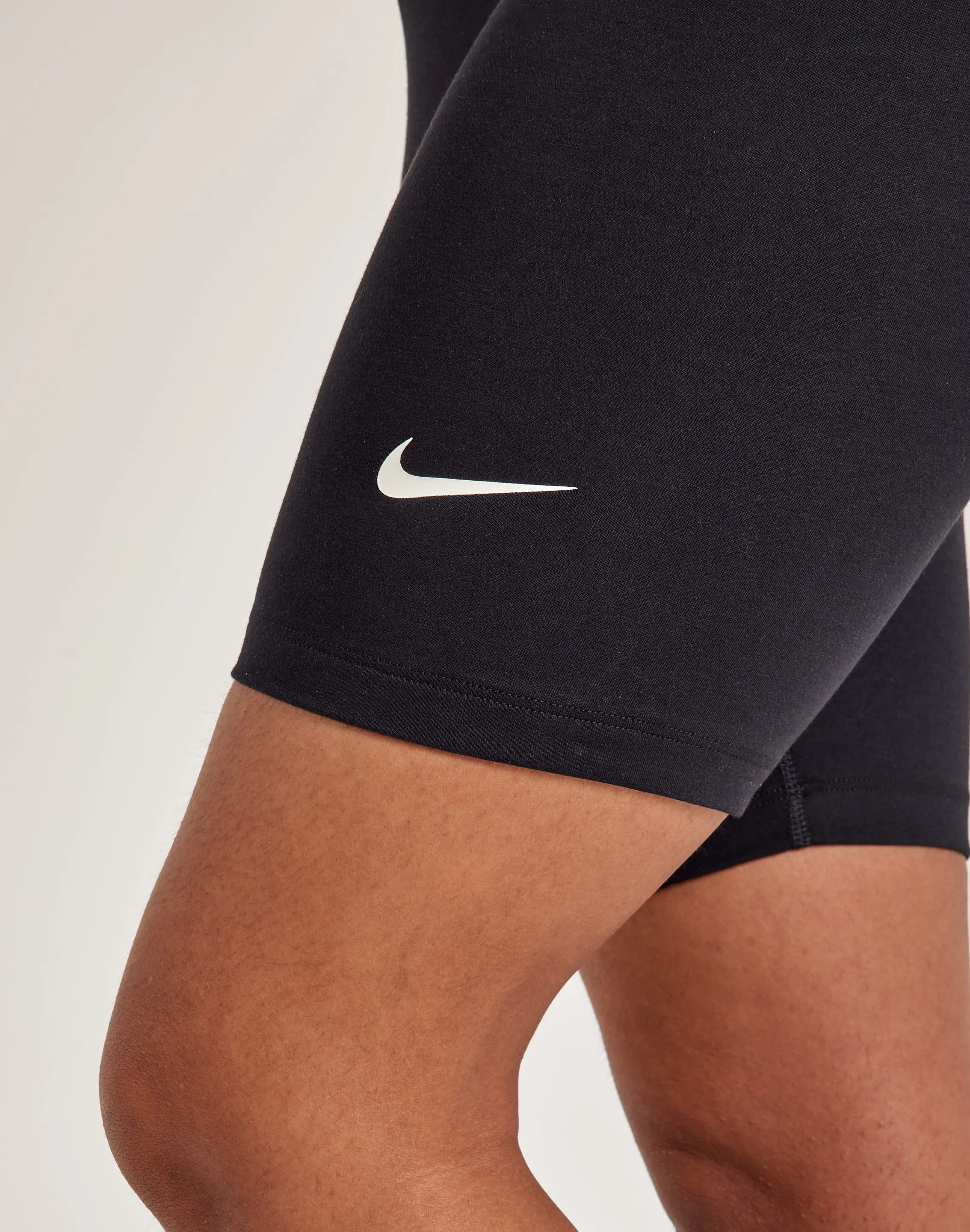 Nike Classic High-Waisted Biker Shorts