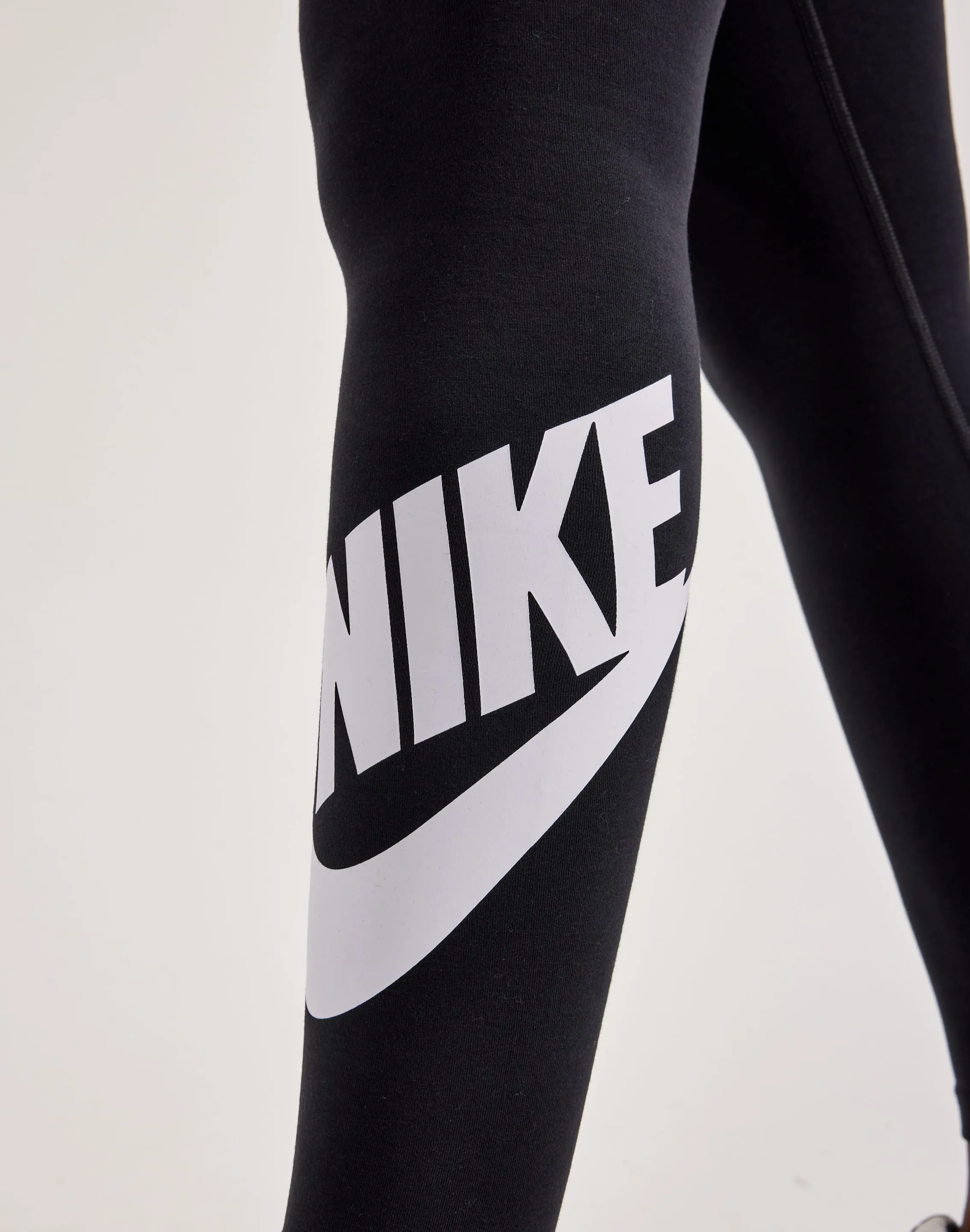 Nike Classics High-Rise Futura Leggings
