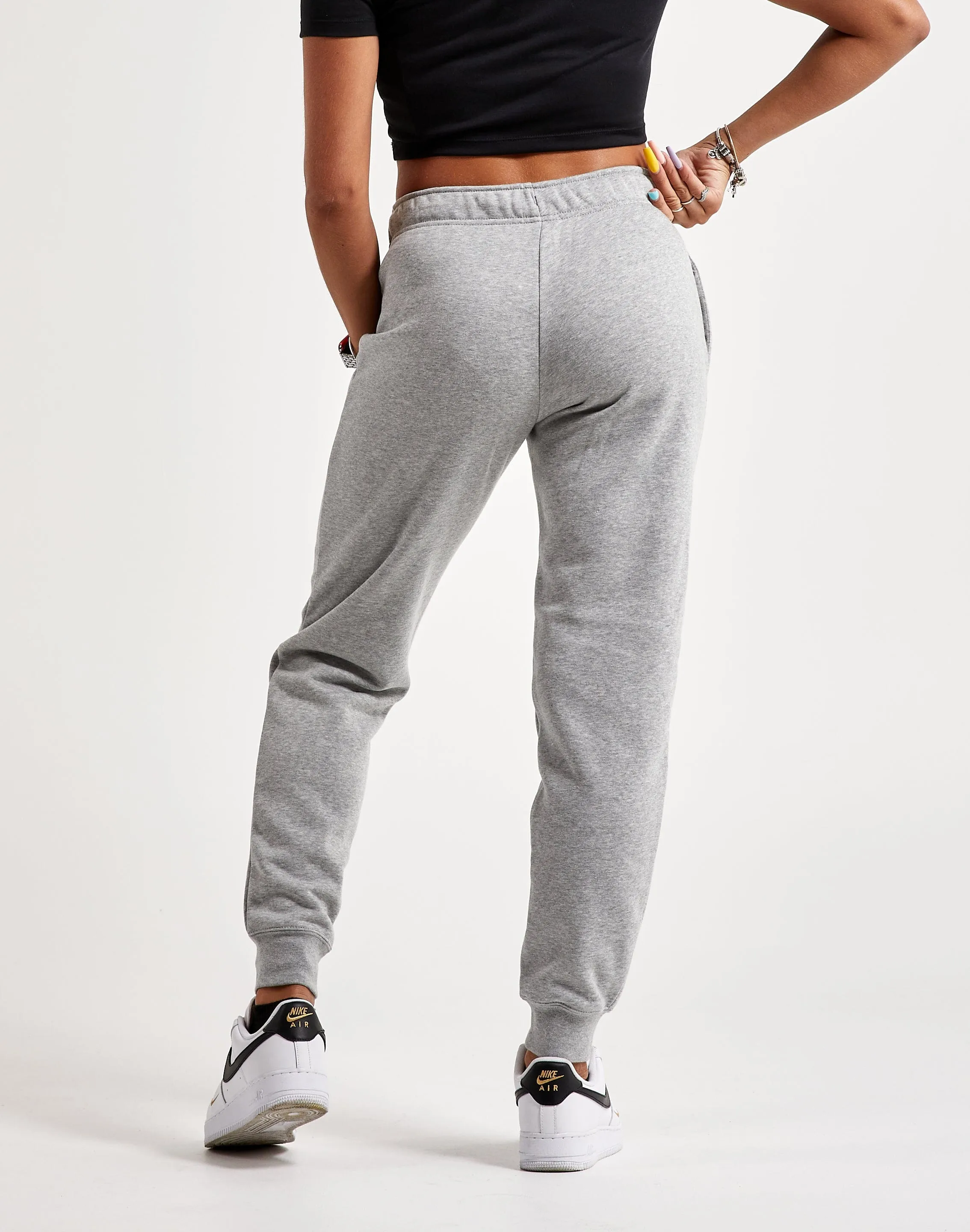 Nike Club Fleece Mid-Rise Pants
