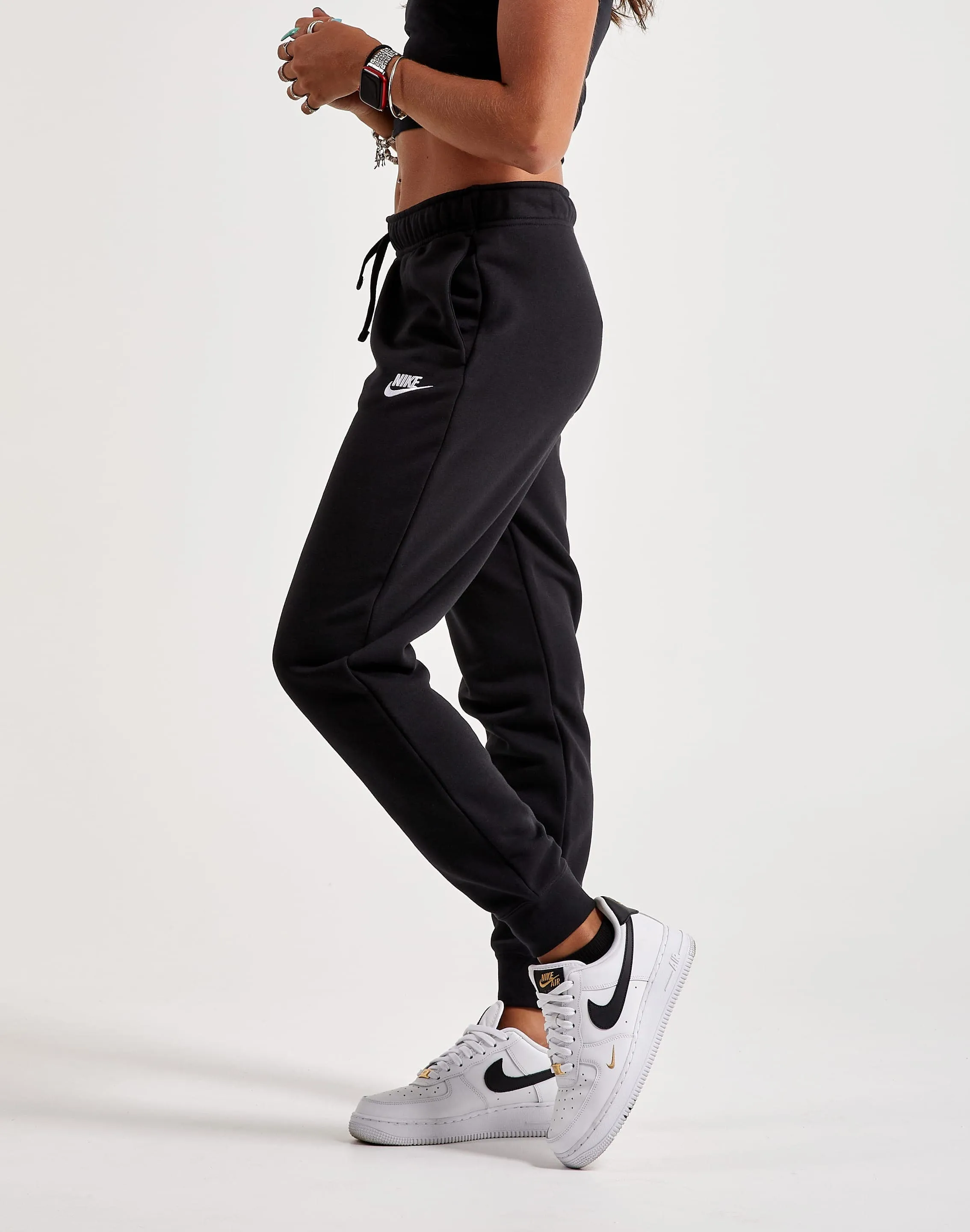 Nike Club Fleece Mid-Rise Pants