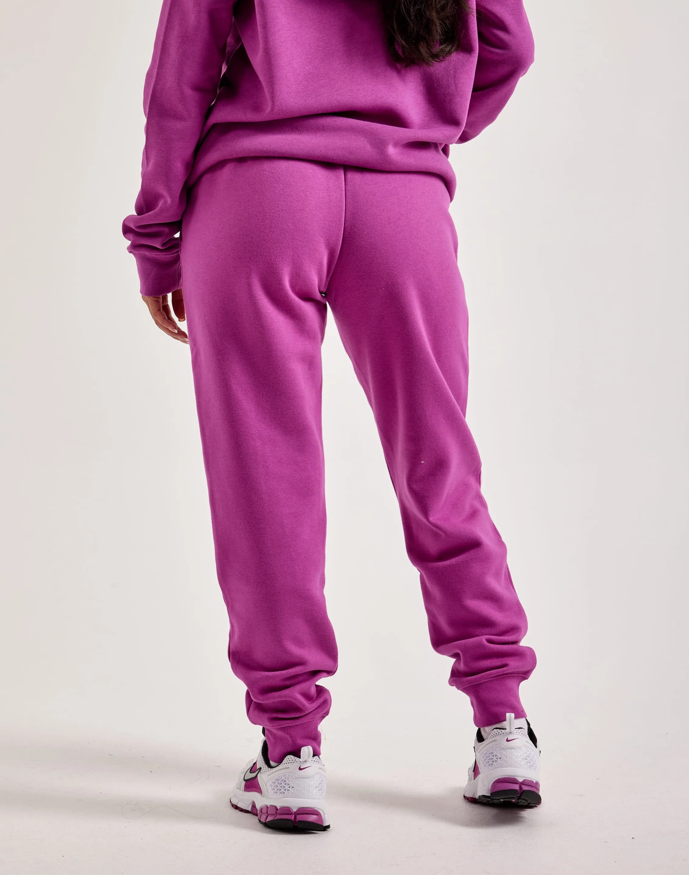 Nike Club Fleece Mid-Rise Pants