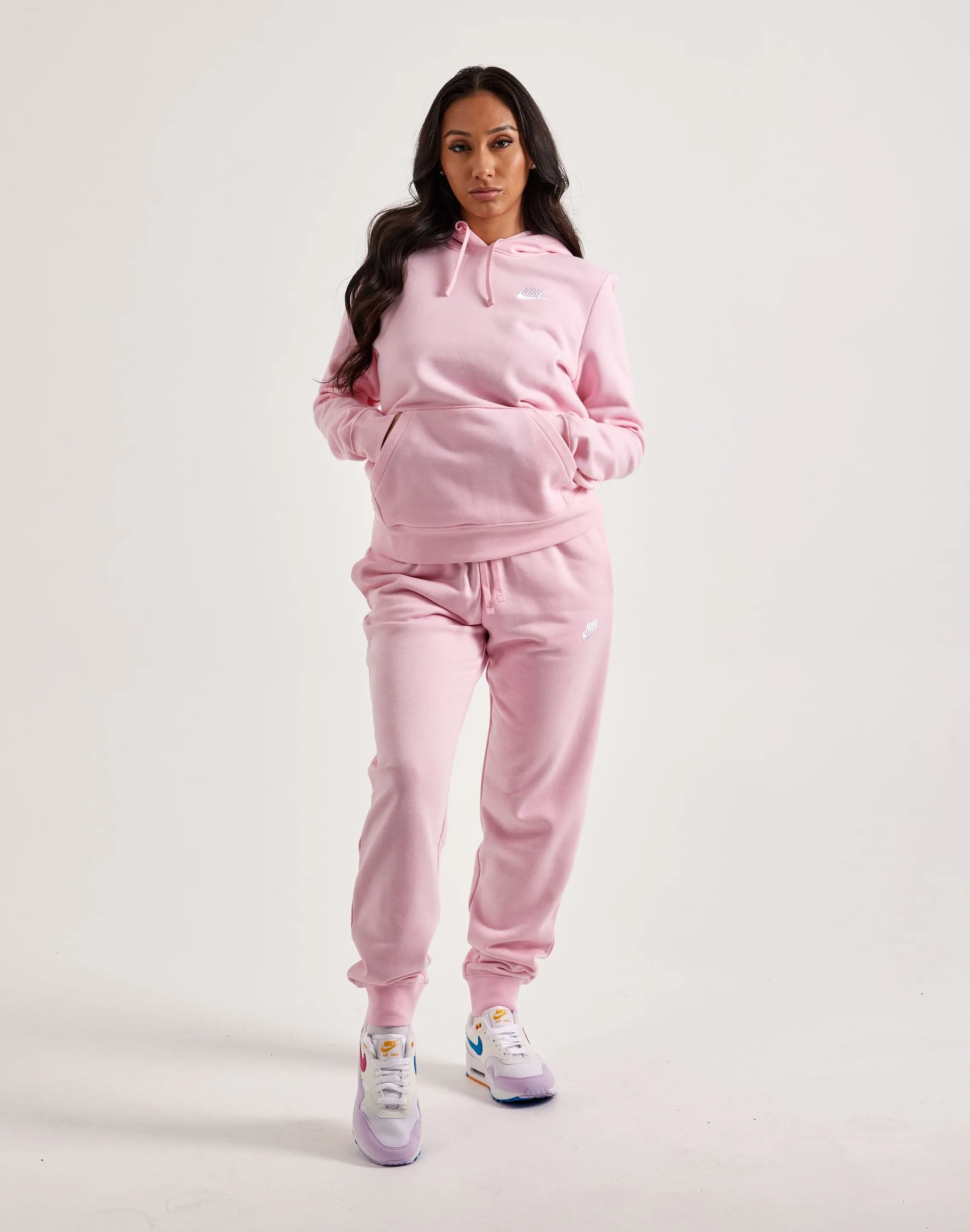 Nike Club Fleece Mid-Rise Pants