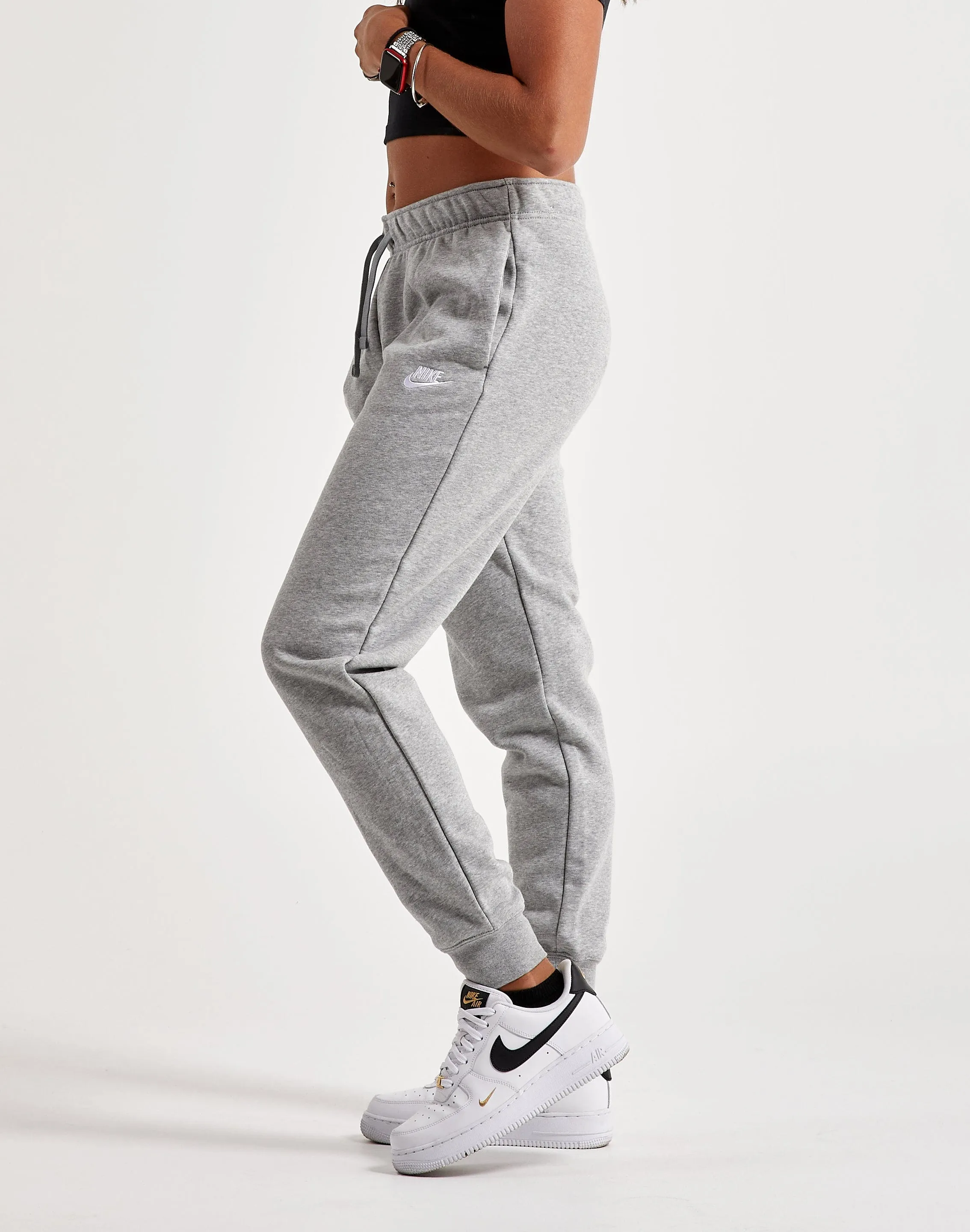 Nike Club Fleece Mid-Rise Pants