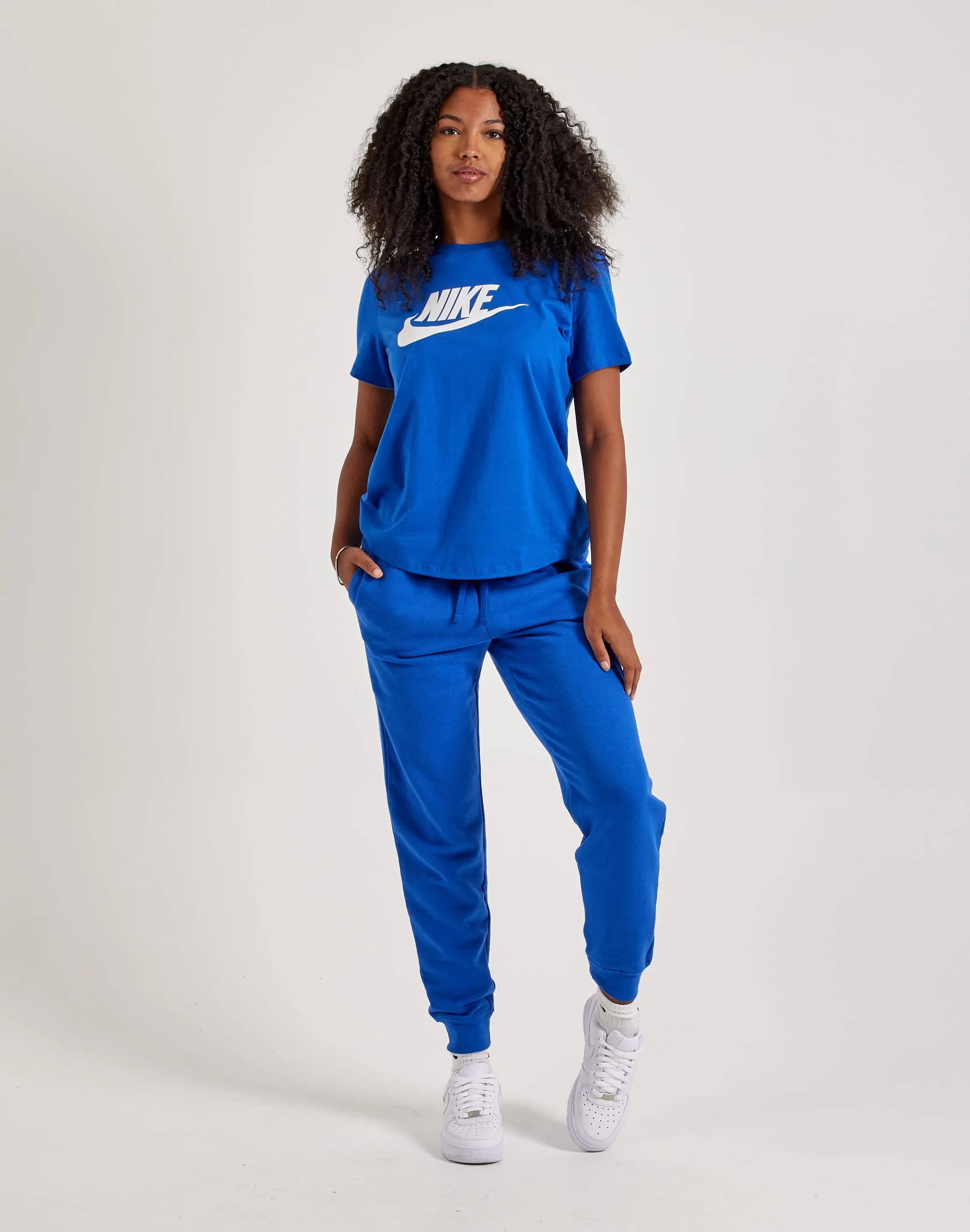 Nike Club Fleece Mid-Rise Pants