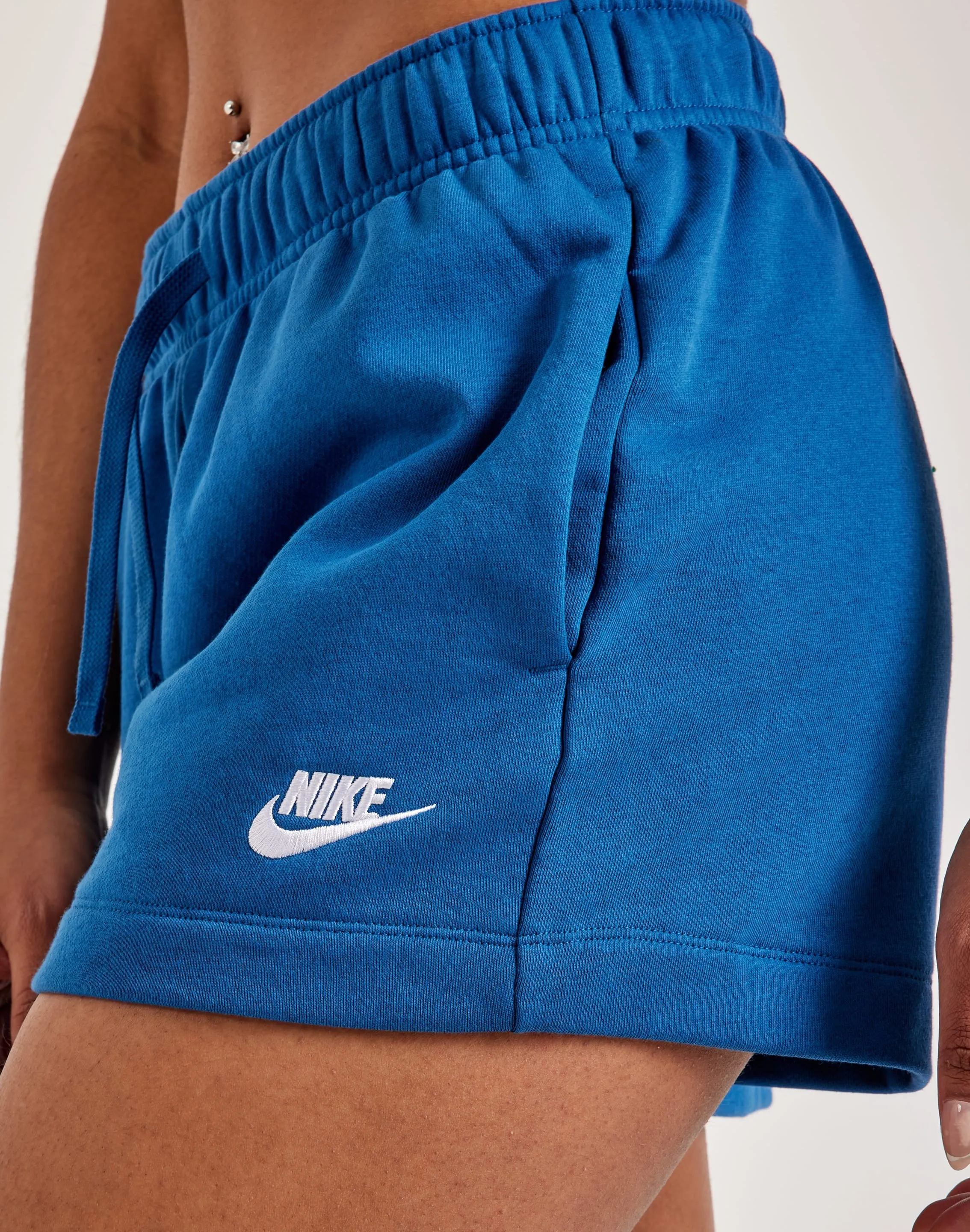 Nike Club Fleece Mid-Rise Shorts