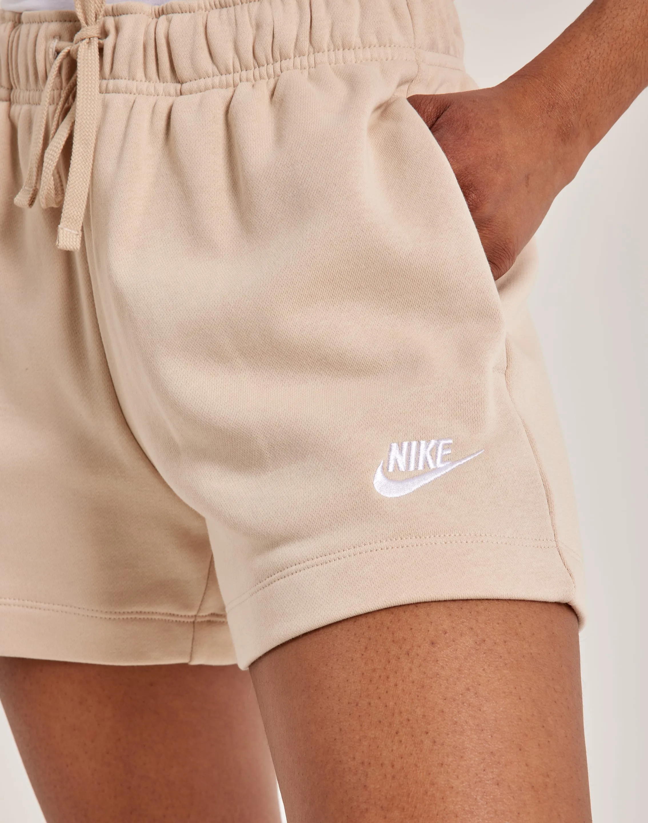 Nike Club Fleece Mid-Rise Shorts