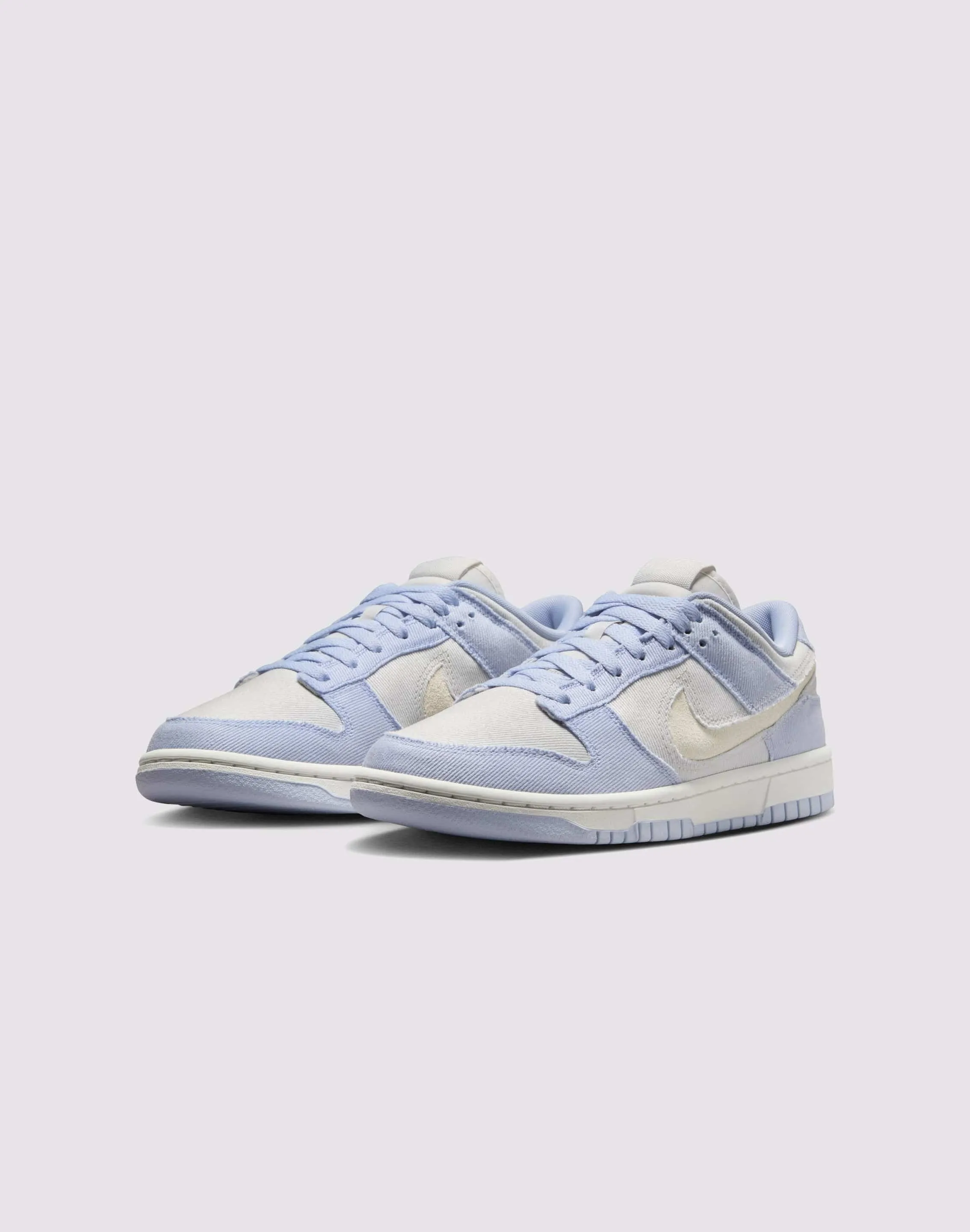 Nike Dunk Low &nbsp;"Ghost/Summit White/Platinum Tint"?