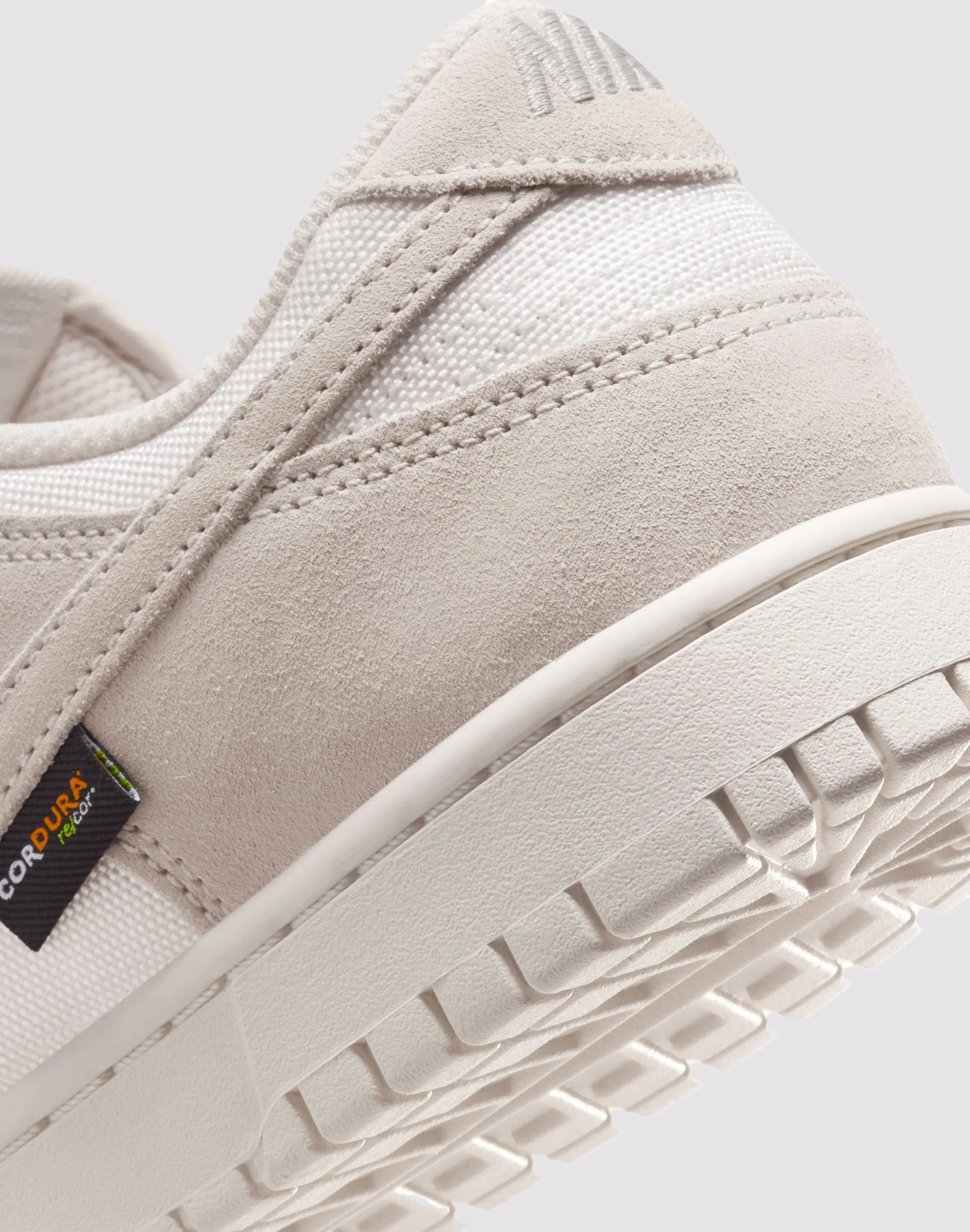 Nike Dunk Low "Lt Orewood Brown/Phantom"