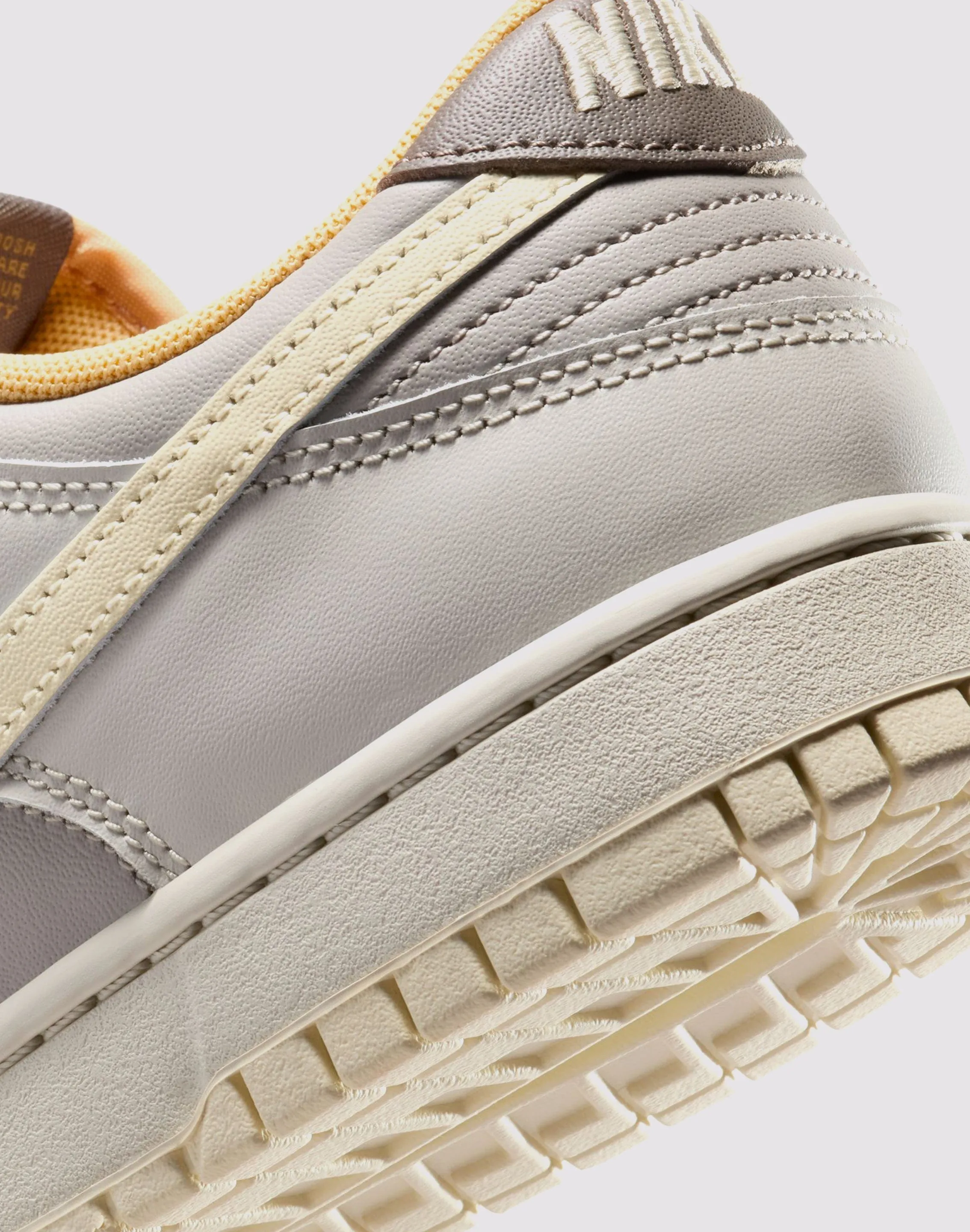 Nike Dunk Low Retro &nbsp;"Light Bone/Coconut Milk/College Grey"&nbsp;Shoe