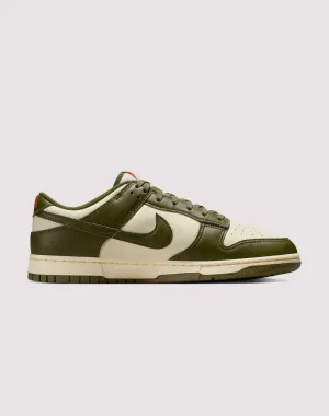 Nike Dunk Low Retro
