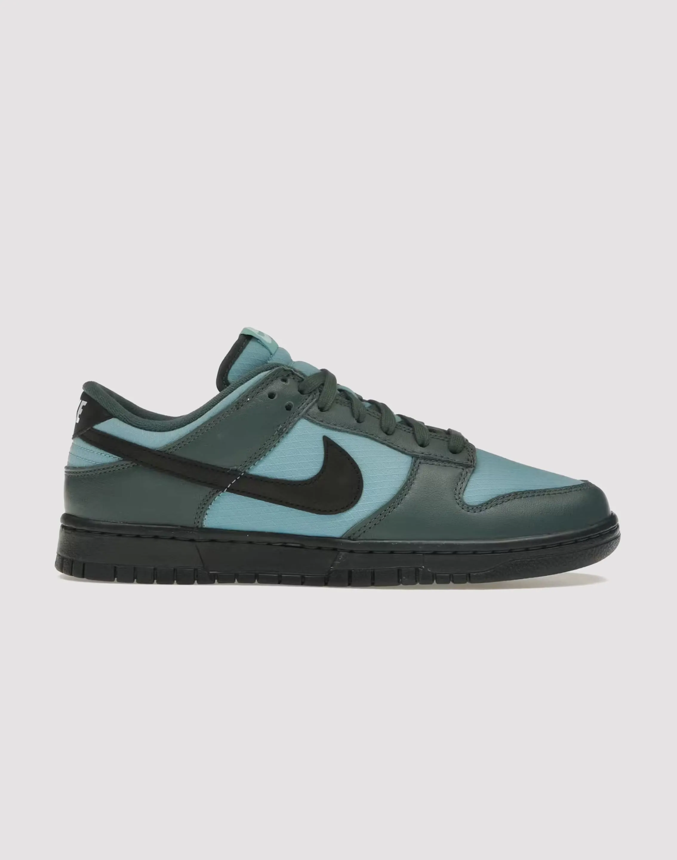 Nike Dunk Low SE