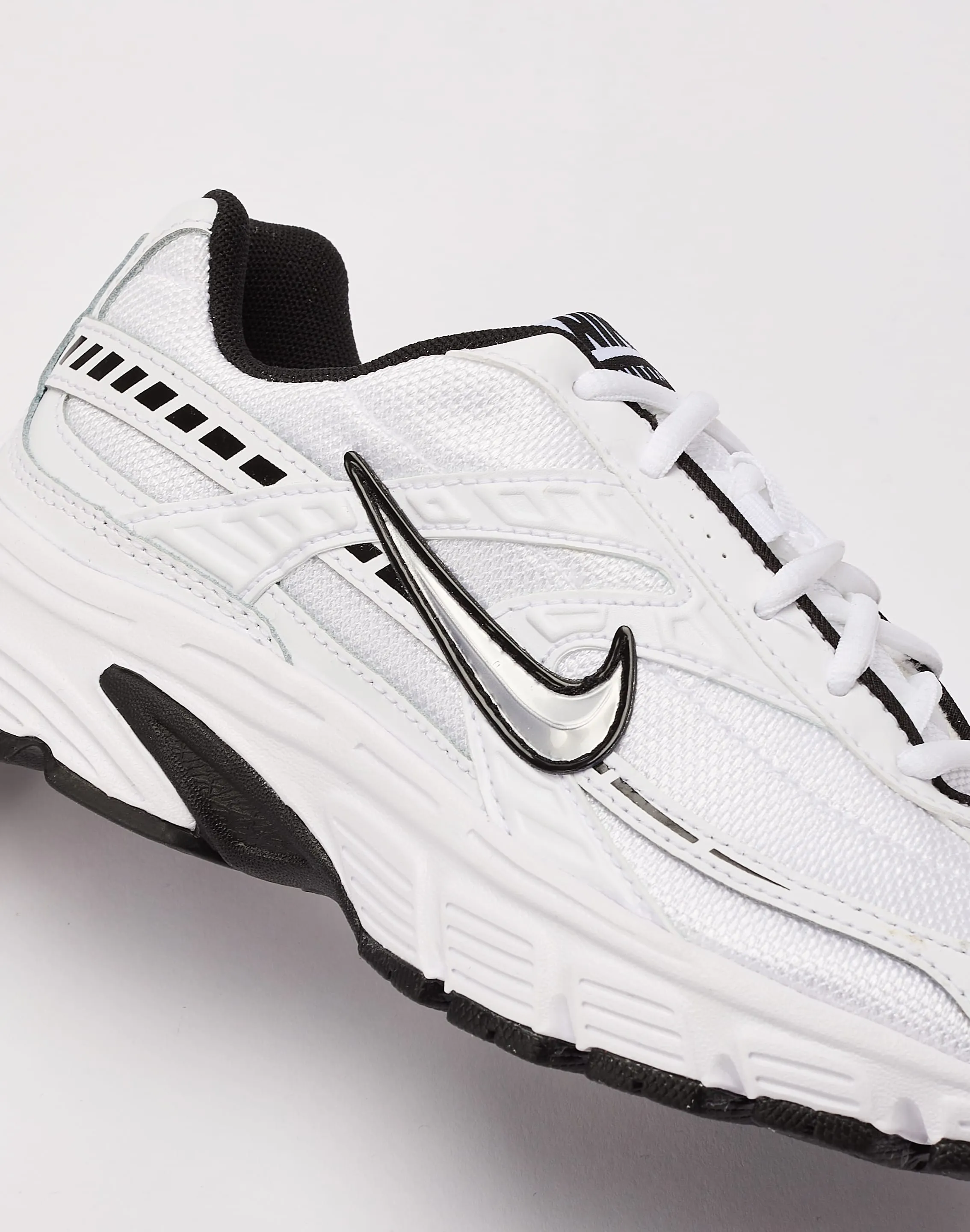 Nike Initiator