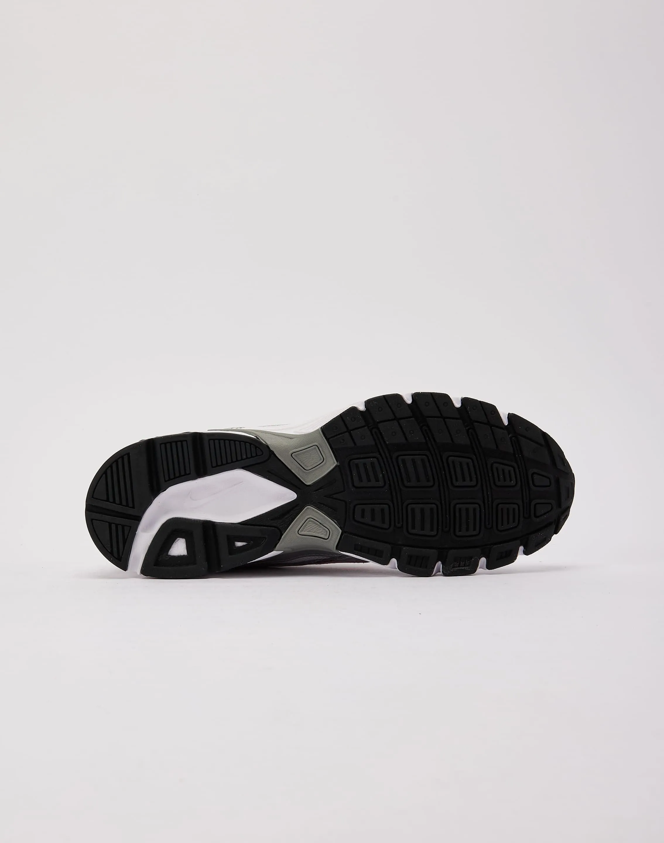 Nike Initiator