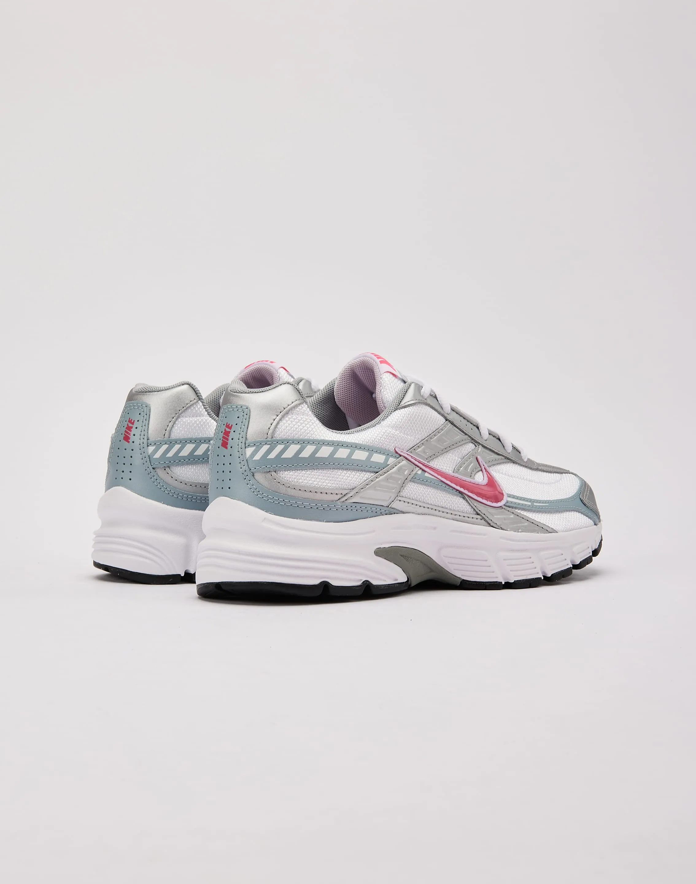 Nike Initiator