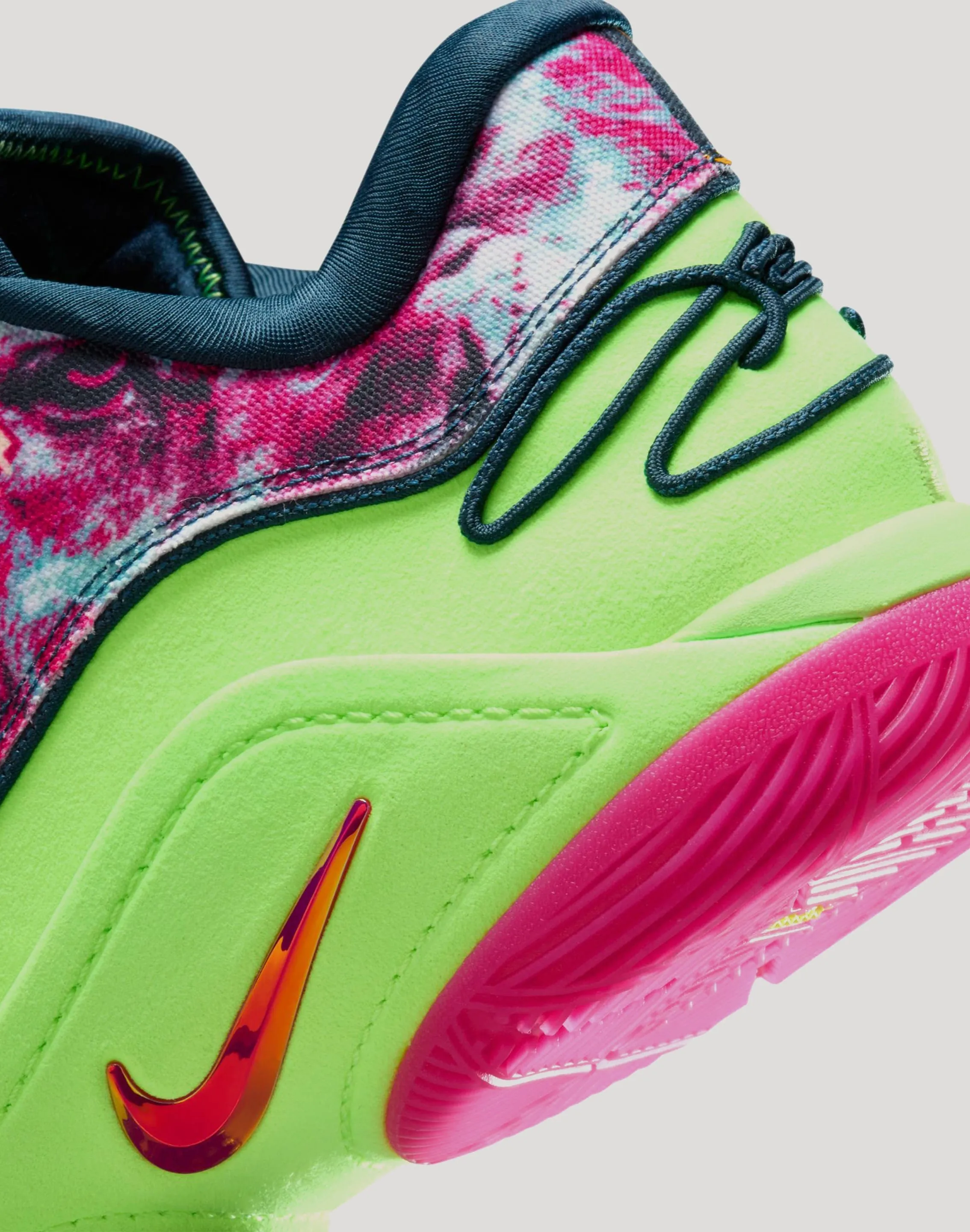 Nike LeBron XXII "Bryce's World"