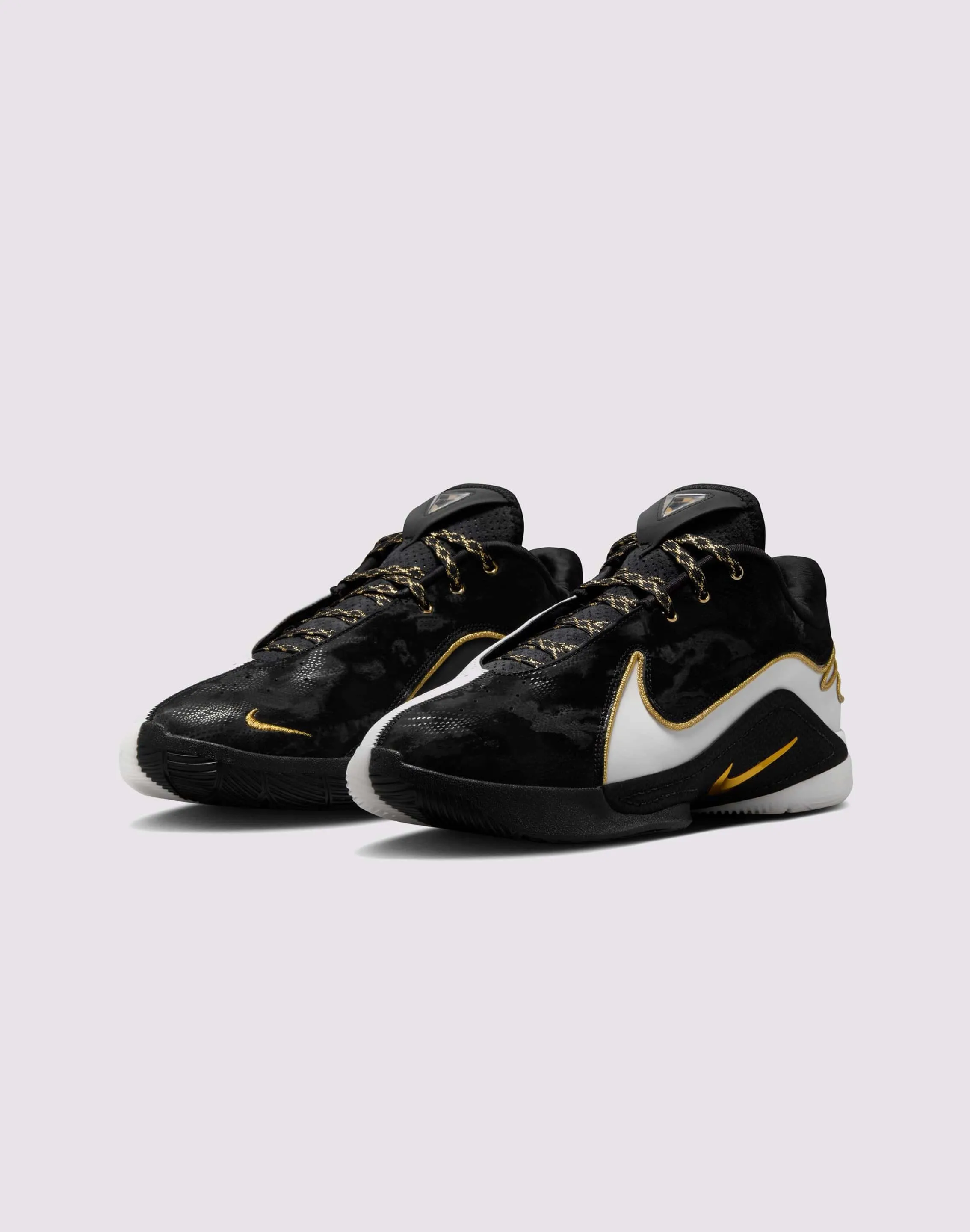 Nike LeBron XXII "Mogul" Basketball