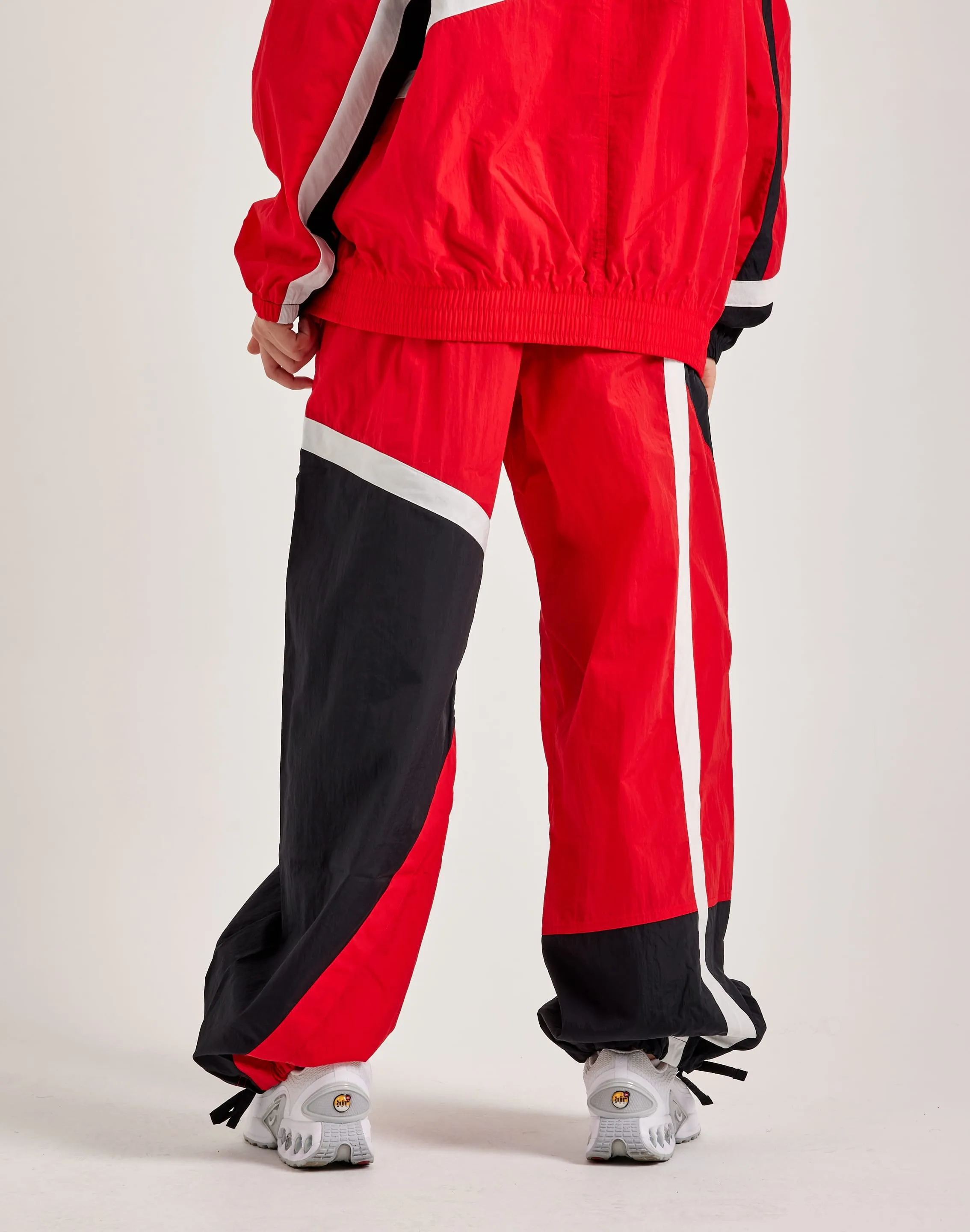 Nike Loose Woven Open-Hem Pants