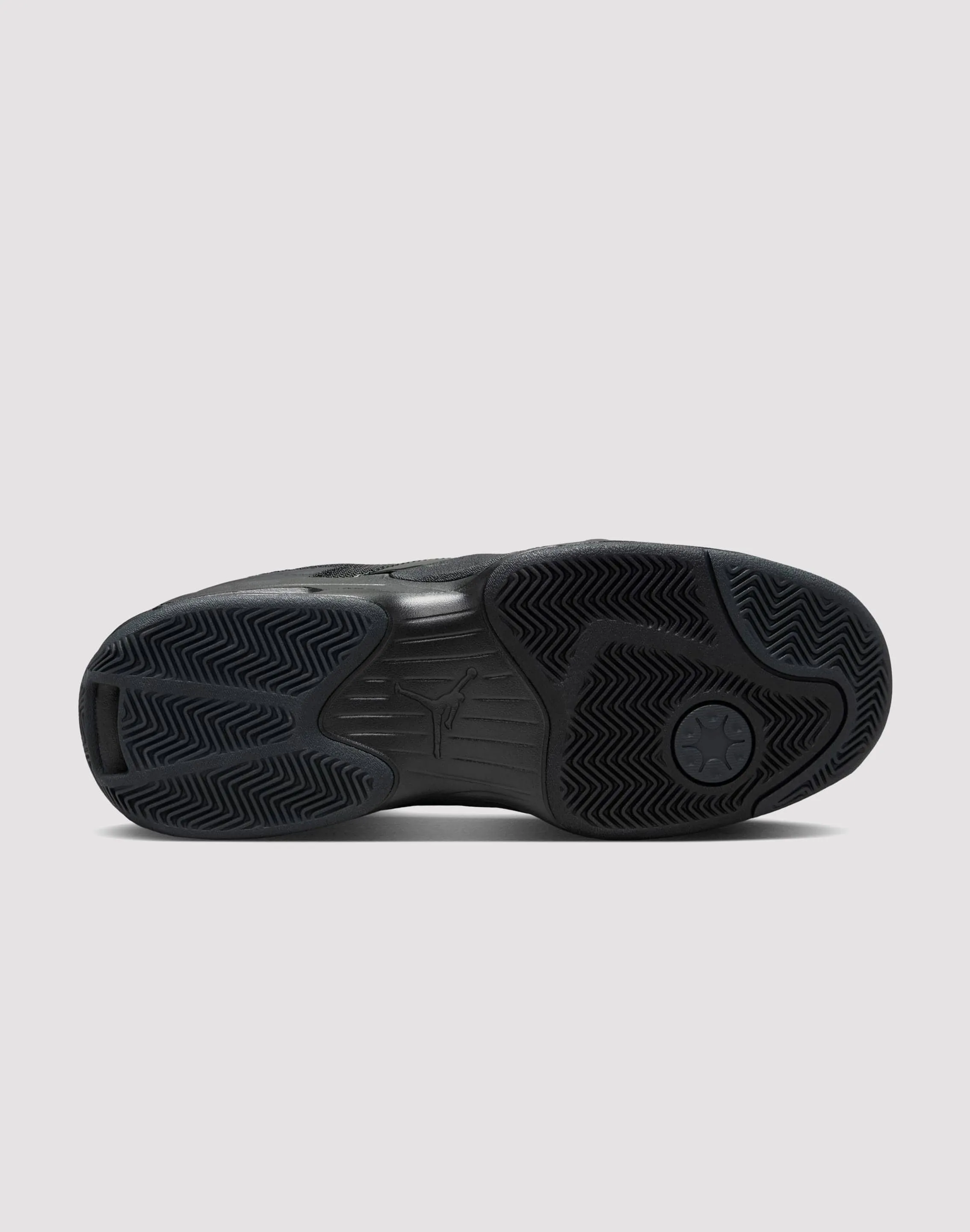 Nike Max Aura 6 "Black/Anthracite"