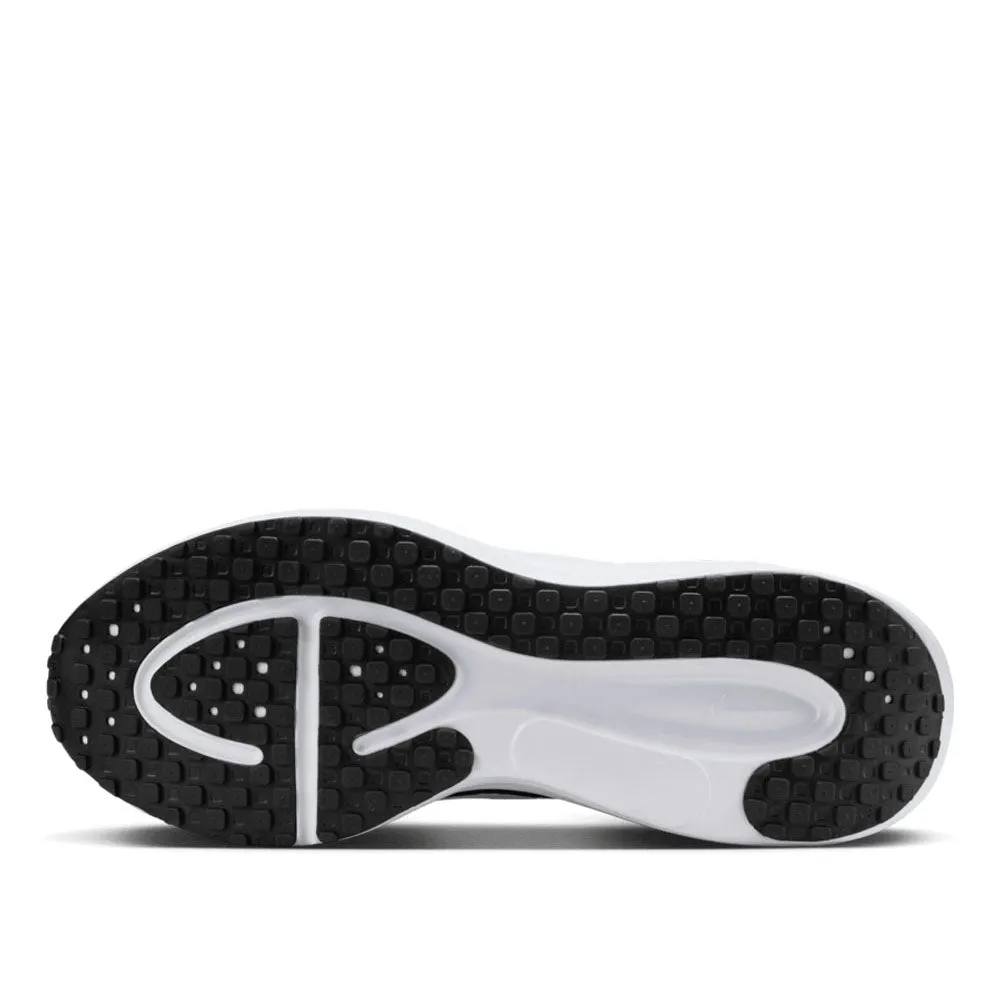Nike Men's Revolution 8 Road Running Shoes