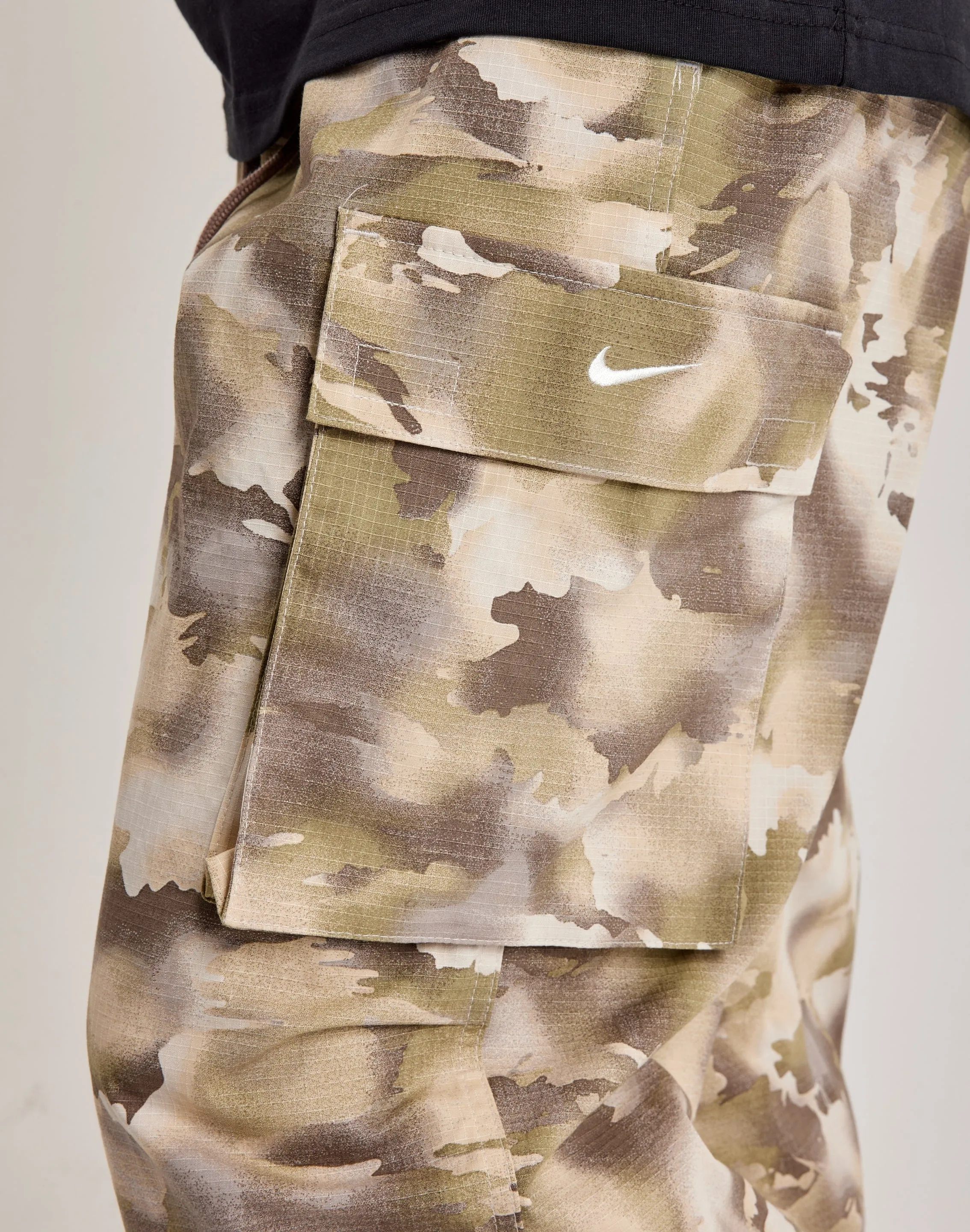 Nike Oversized Cargo Pants