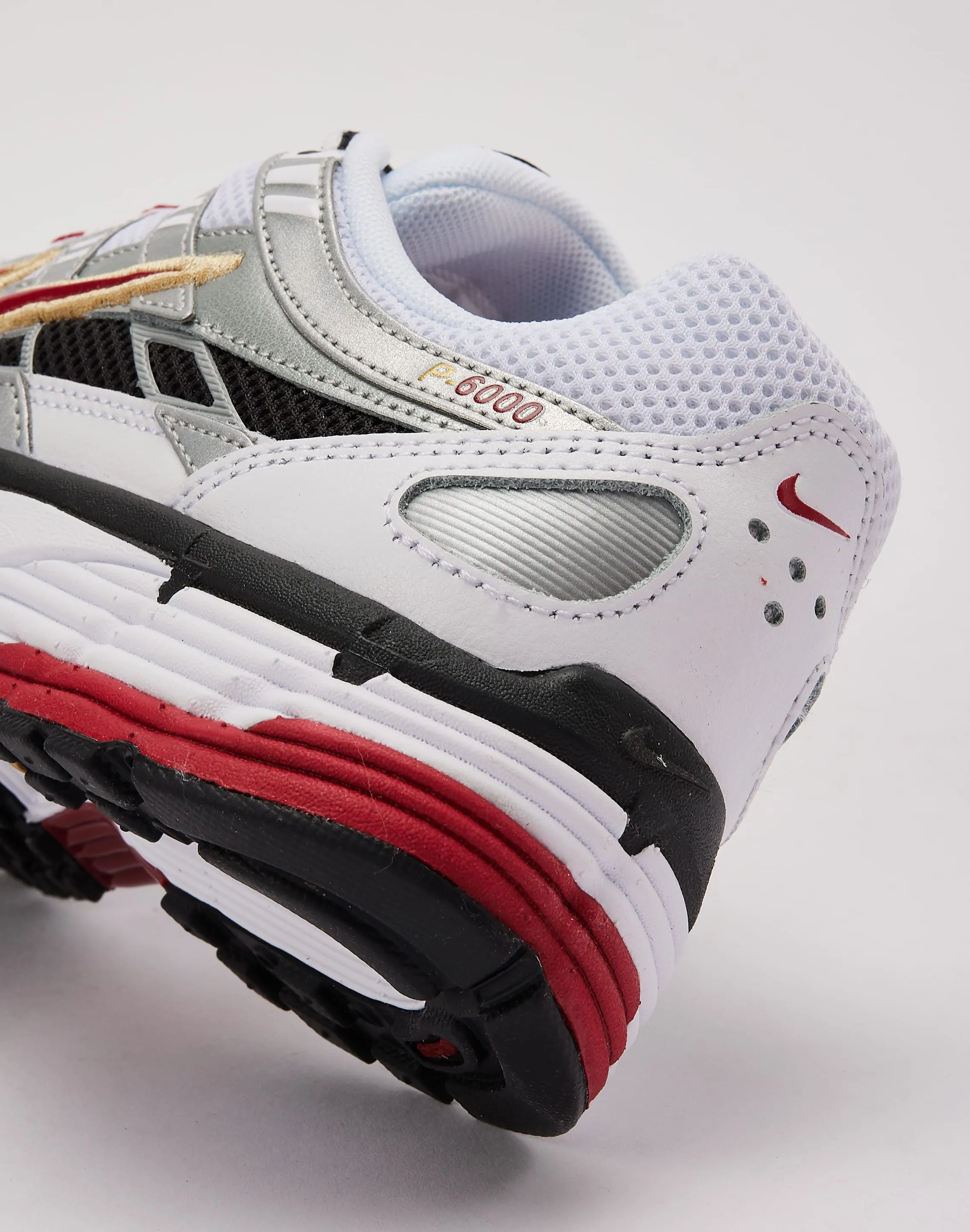 Nike P-6000