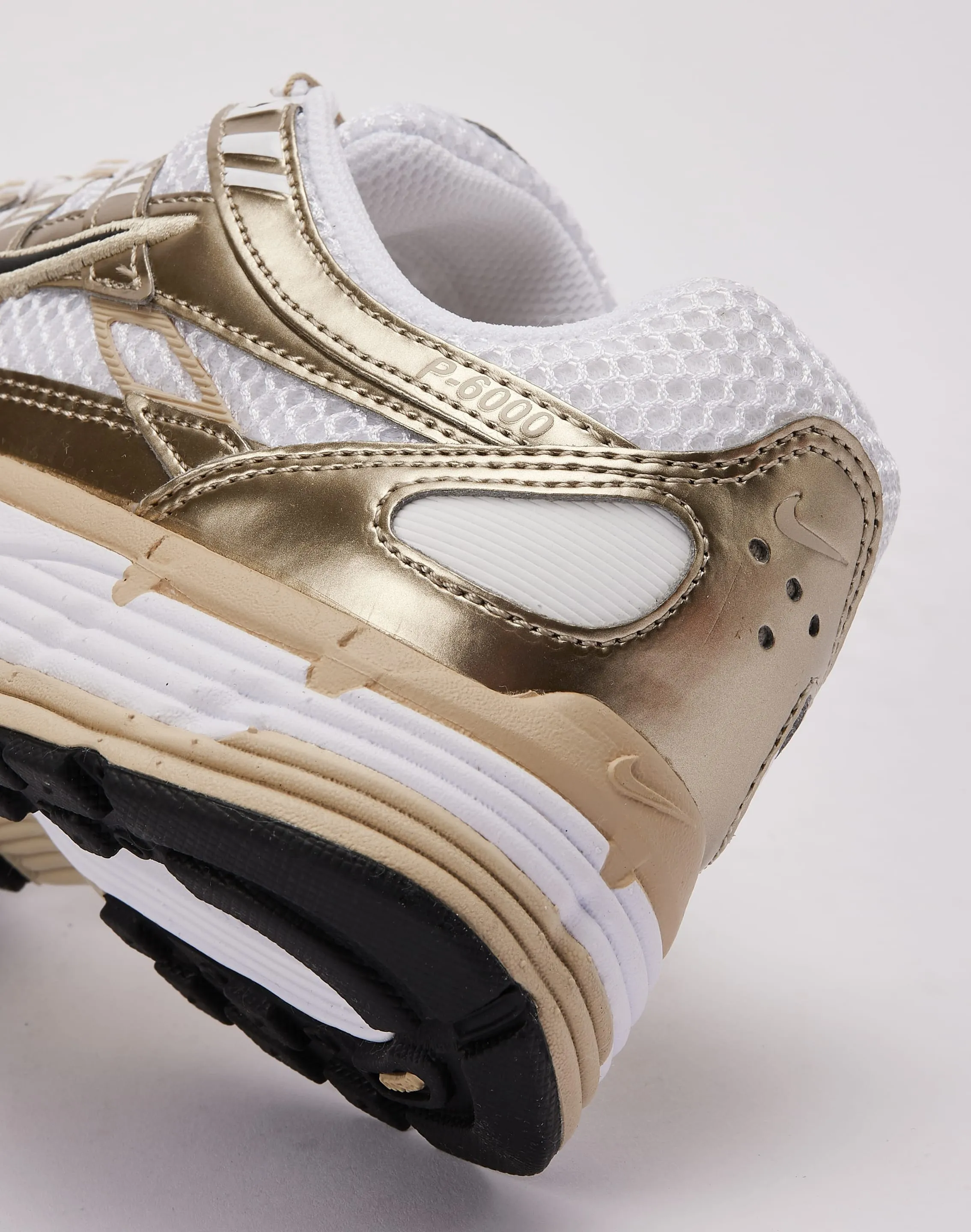 Nike P-6000