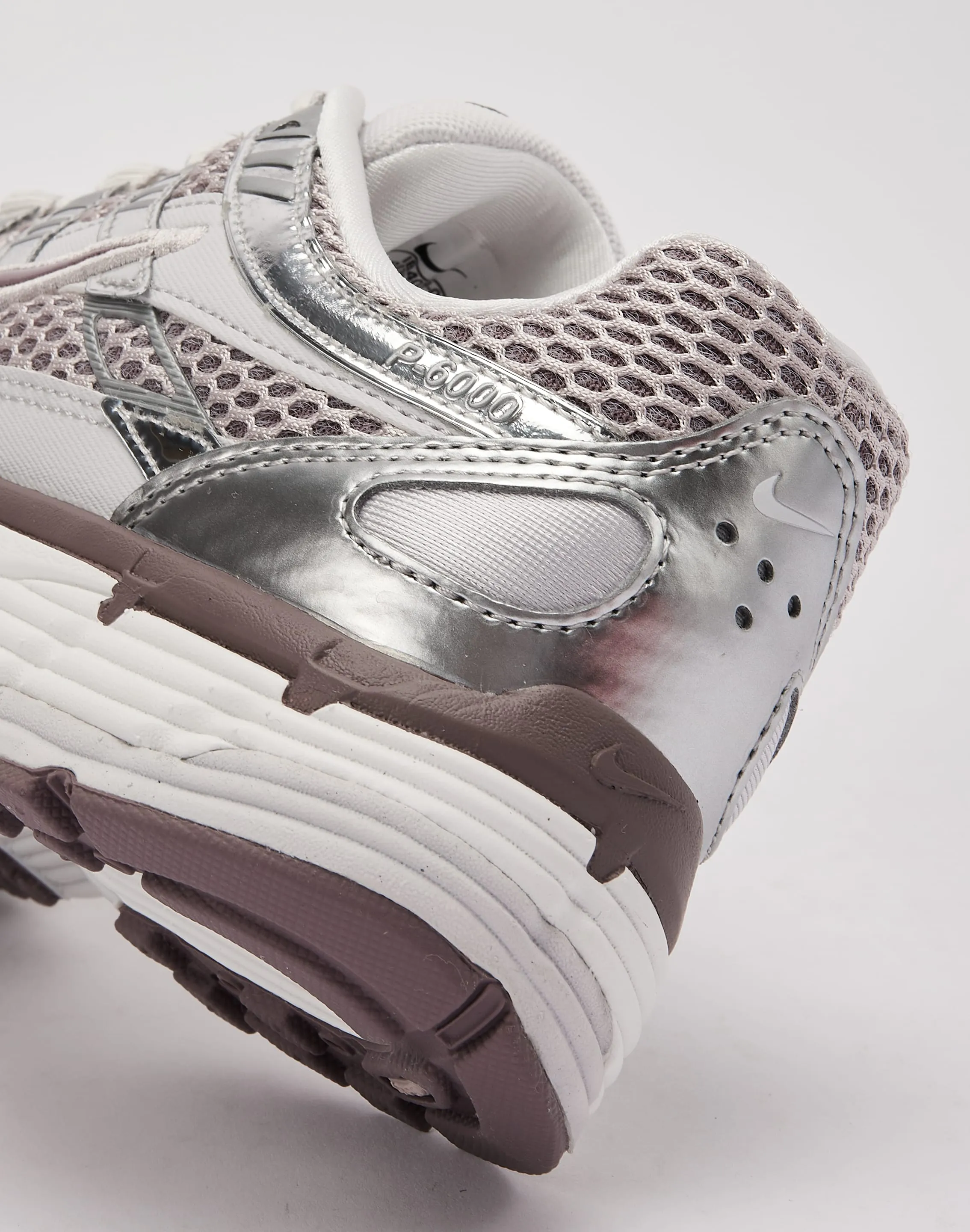 Nike P-6000
