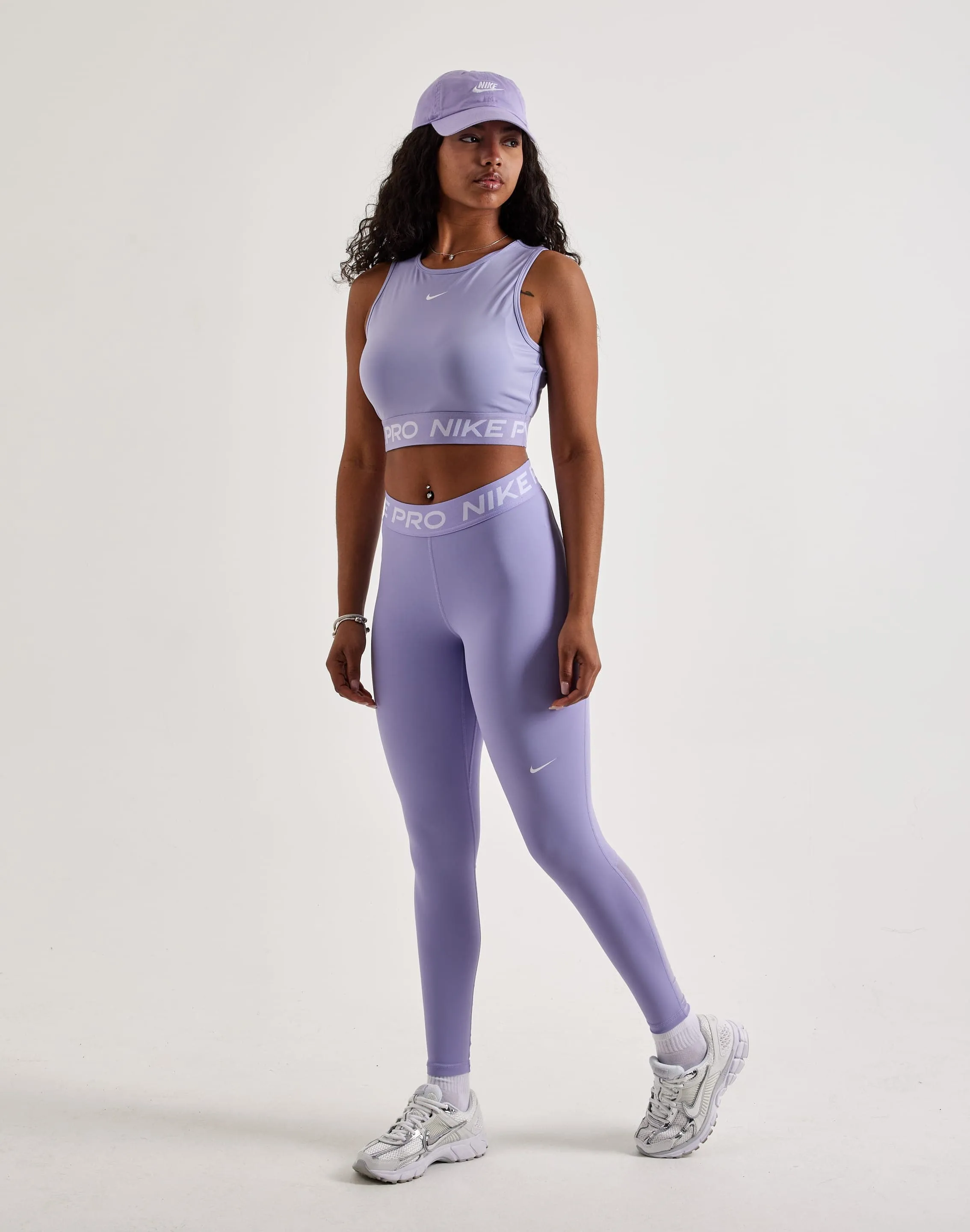 Nike Pro Mid-Rise Mesh-Paneled Leggings