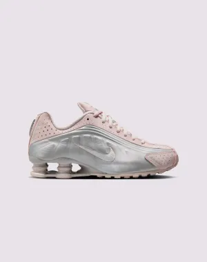 Nike Shox R4 "Barely Rose/Mtlc Platinum"