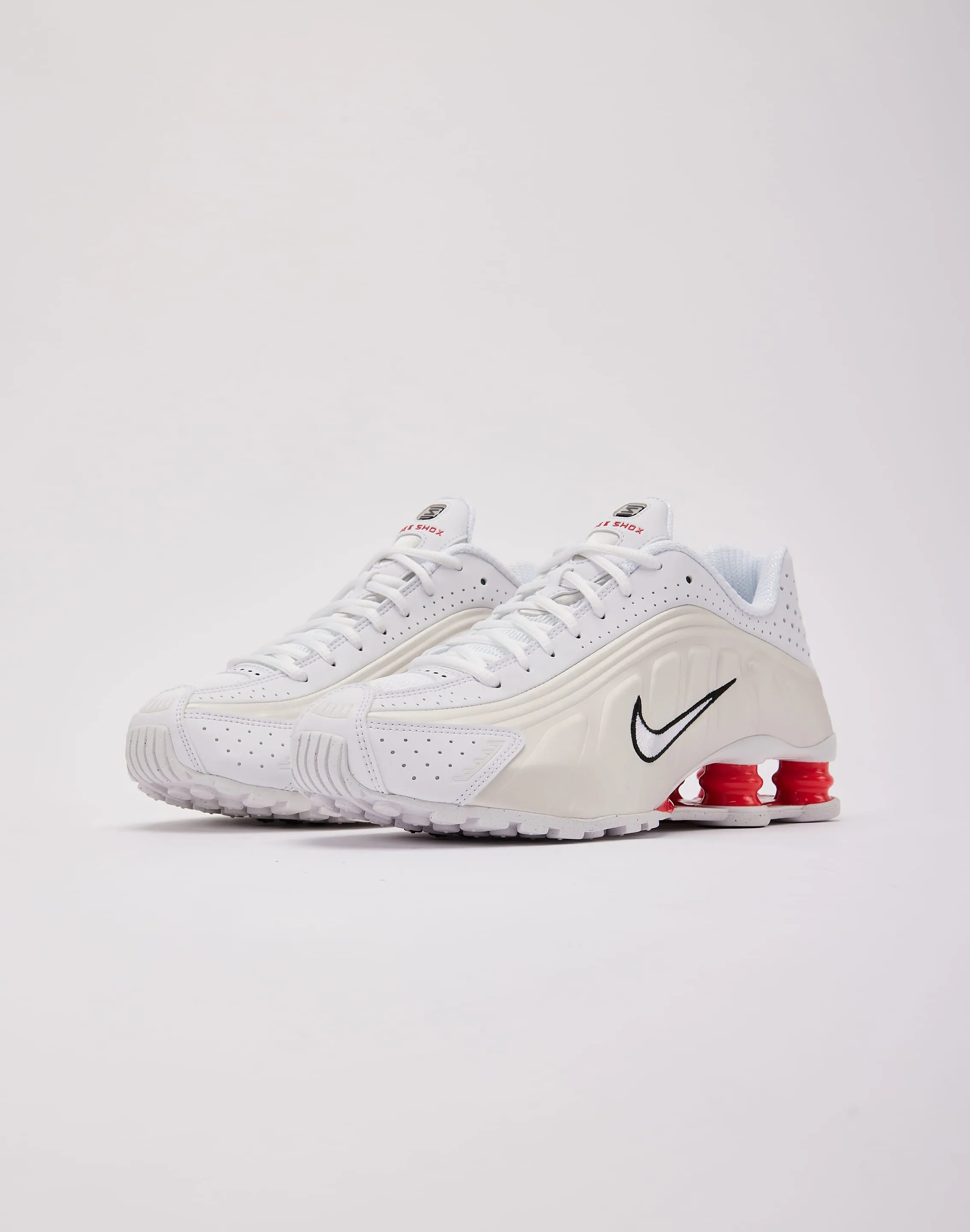 Nike Shox R4