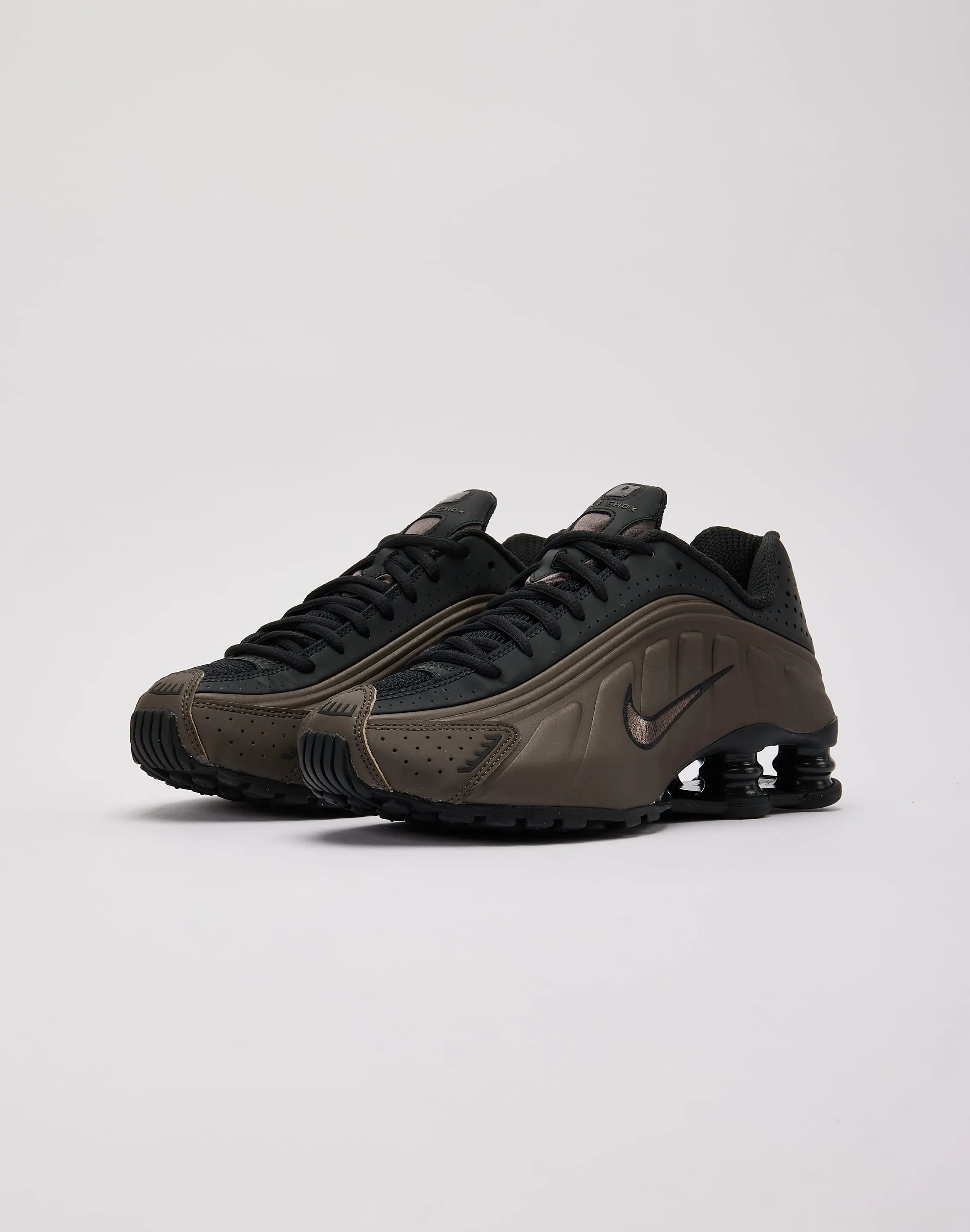 Nike Shox R4