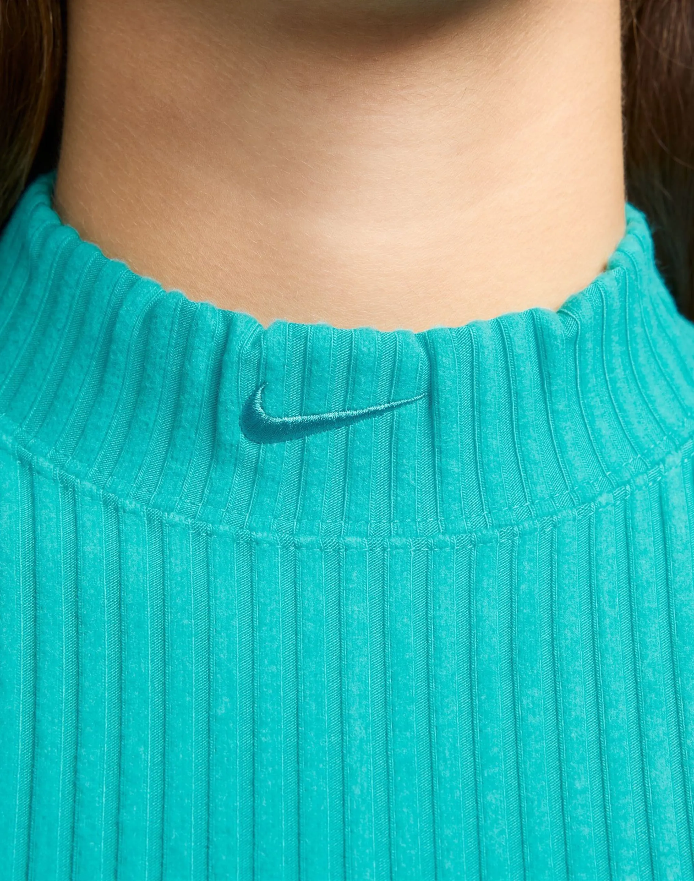 Nike Sportswear Chill Knit Ribbed Cropped Tank
