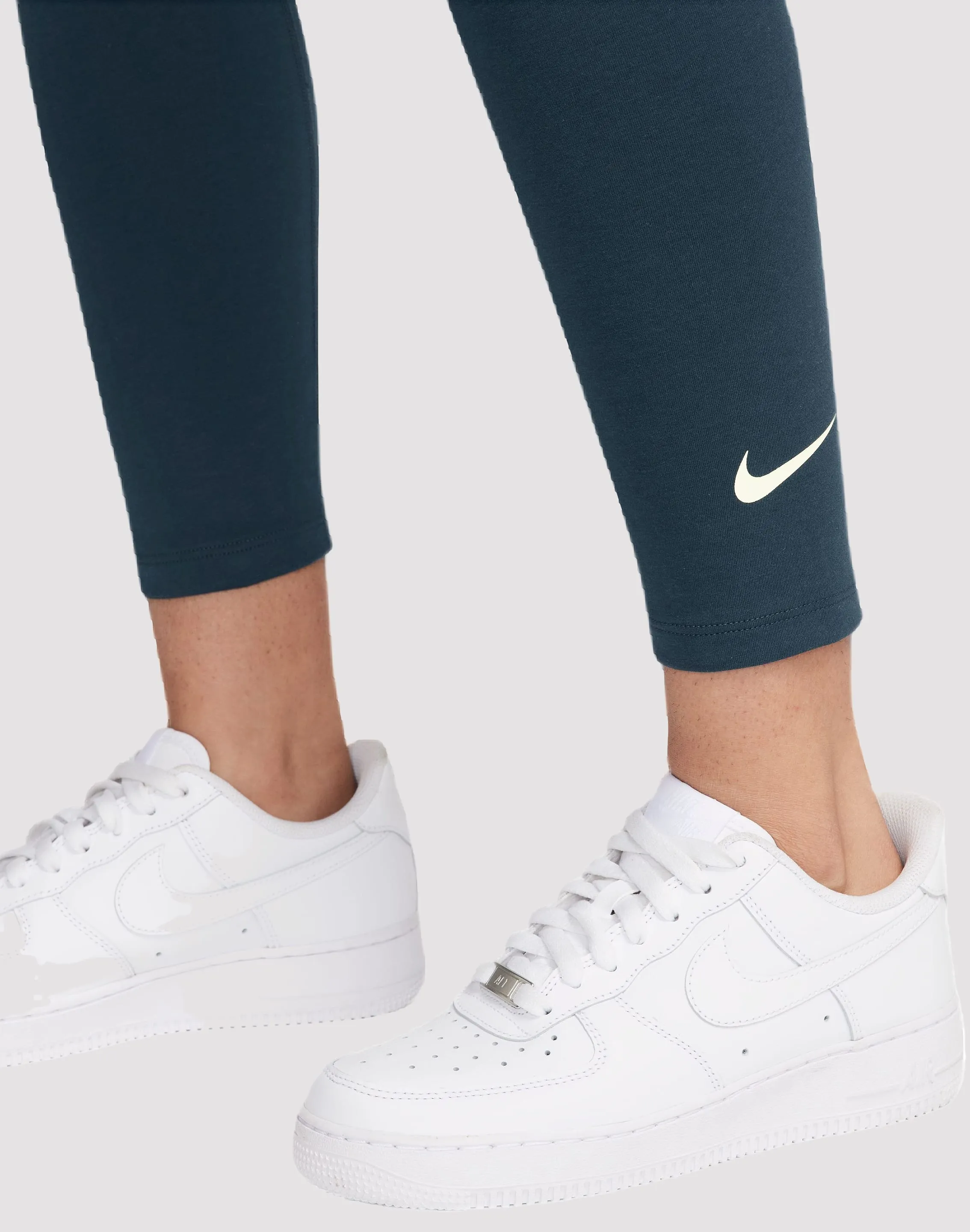 Nike Sportswear Classic High-Waisted 7/8 Leggings