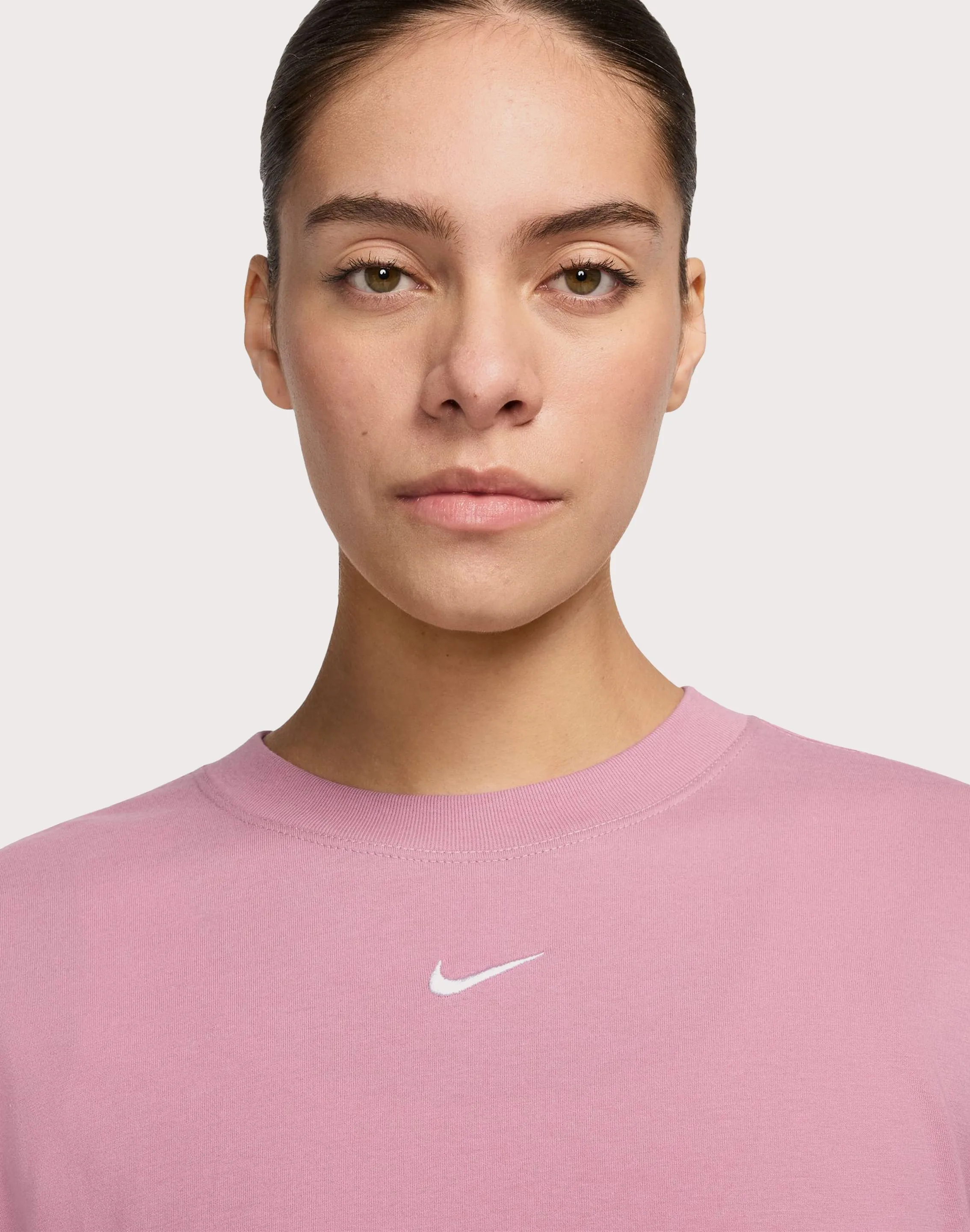Nike Sportswear Essential Tee Tee