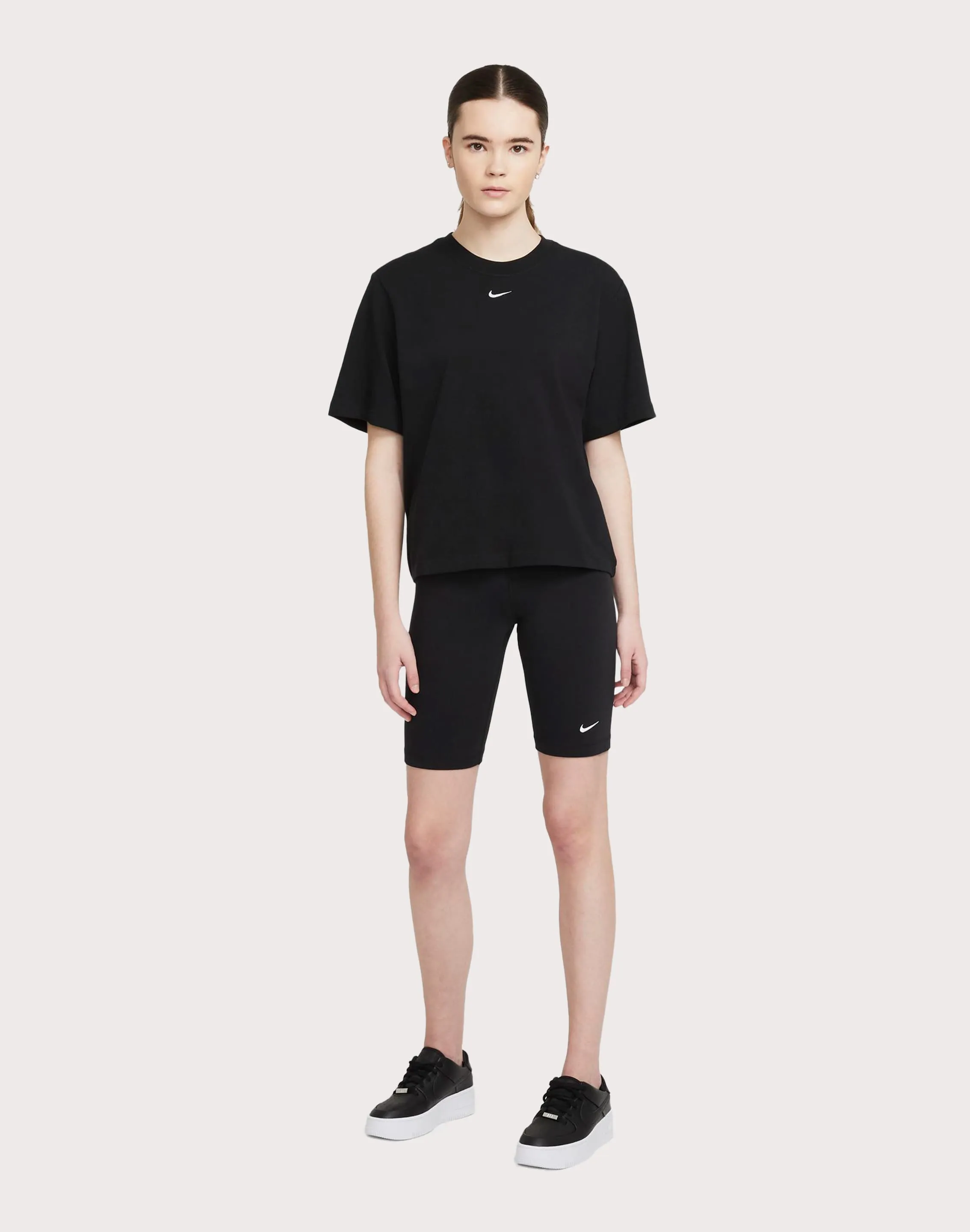 Nike Sportswear Essentials Boxy Tee