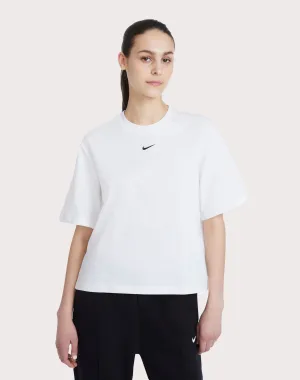 Nike Sportswear Essentials Boxy White Tee
