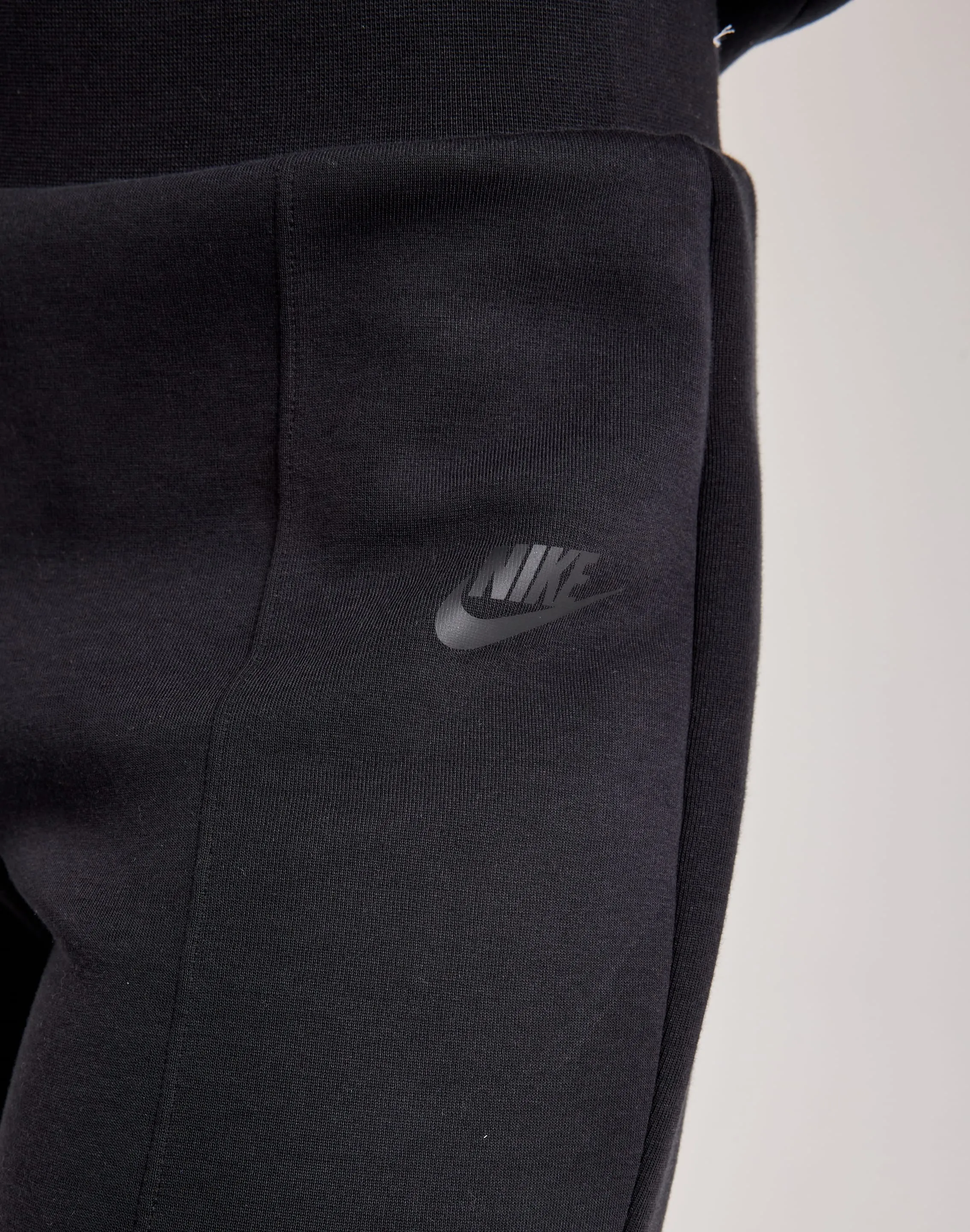 Nike Tech Fleece High-Waisted Pants