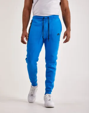 Nike Tech Fleece Slim-Fit Joggers