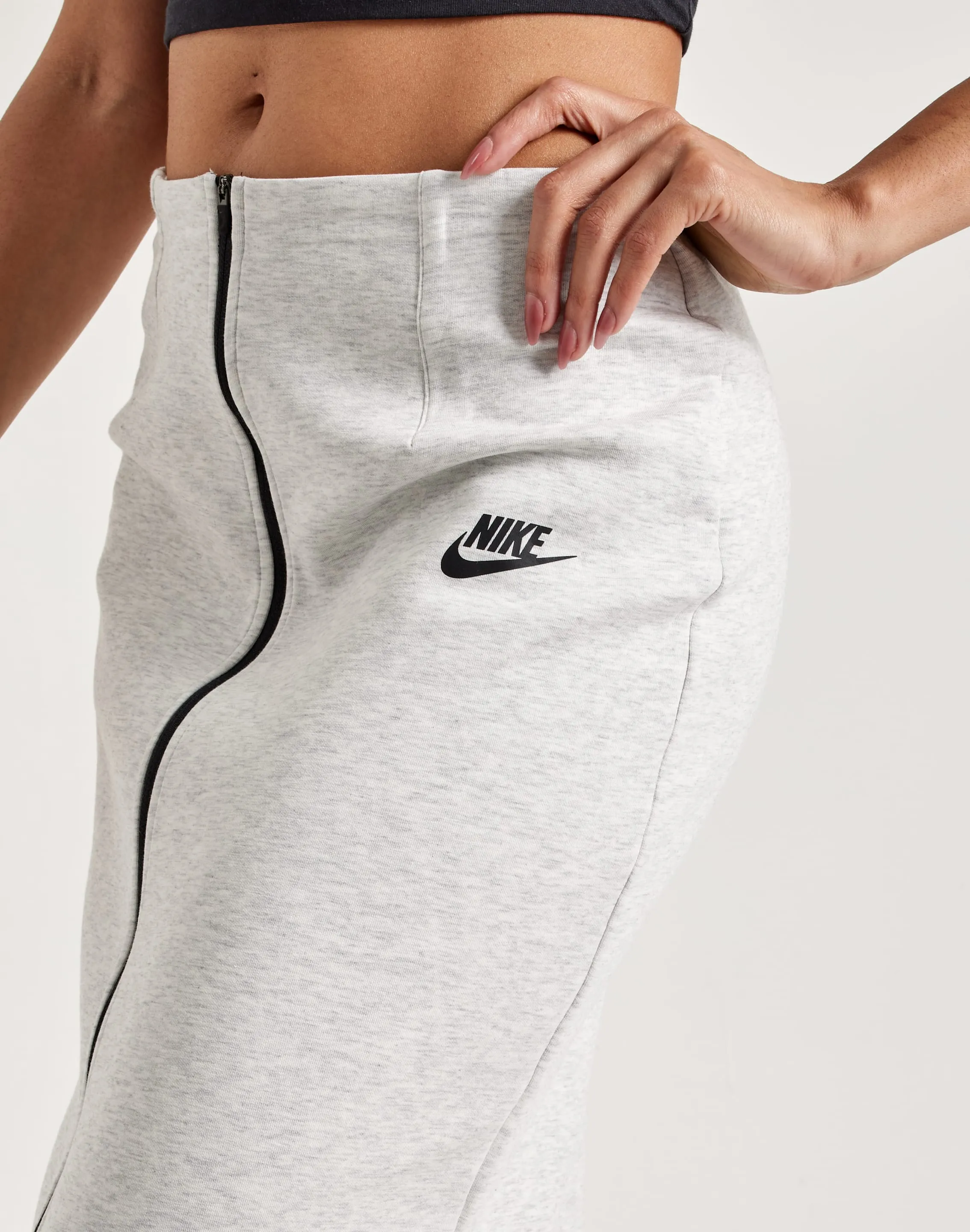 Nike Tech Fleece Slim Maxi Skirt