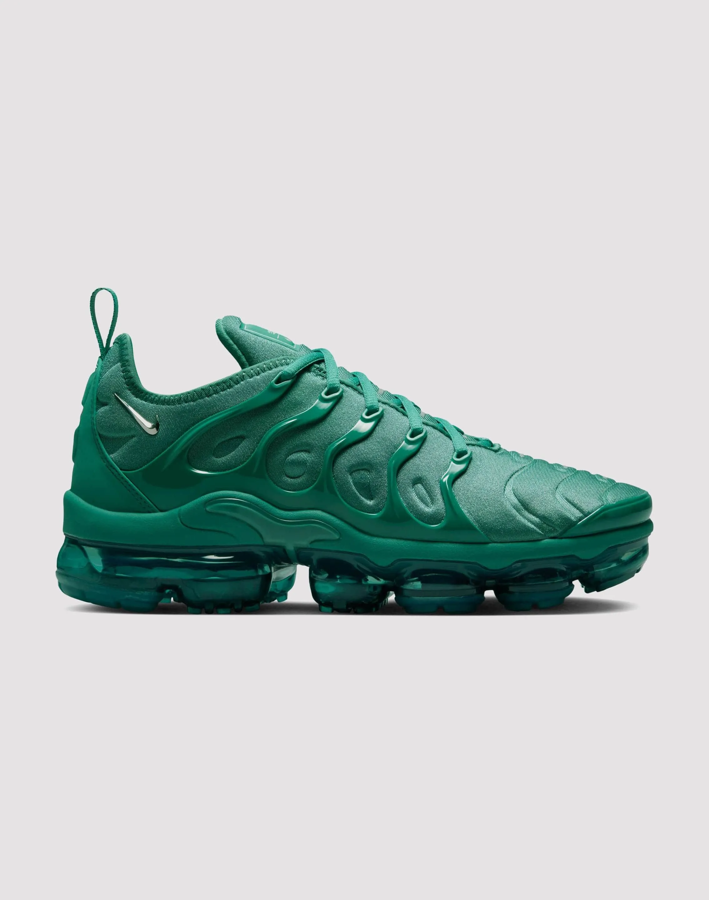 Nike VaporMax Plus "Bicoastal/Chrome/Metallic Silver"