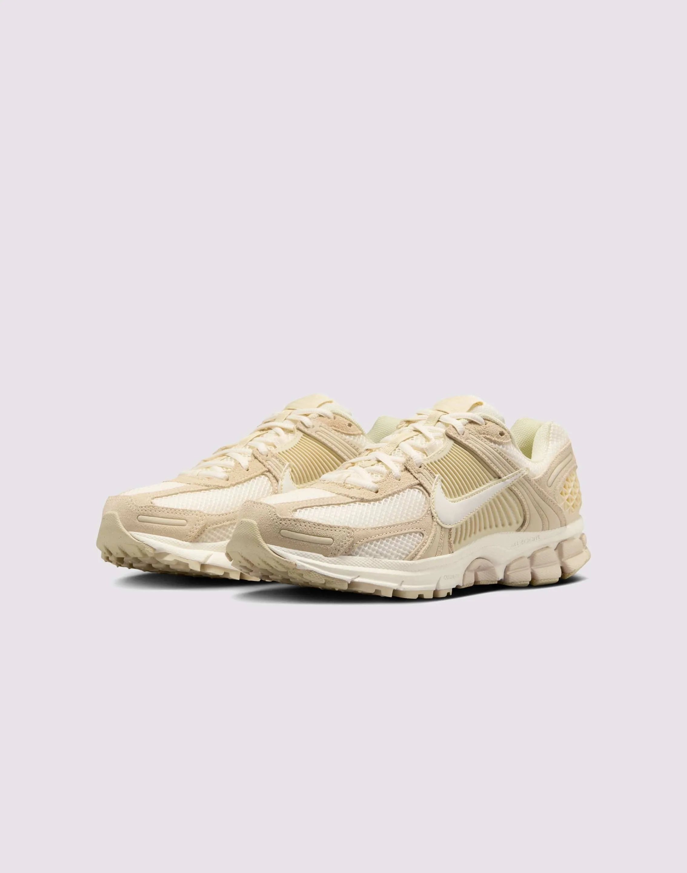 Nike Zoom Vomero 5 "Beach/Sail/Lt Khaki/Pale Ivory"