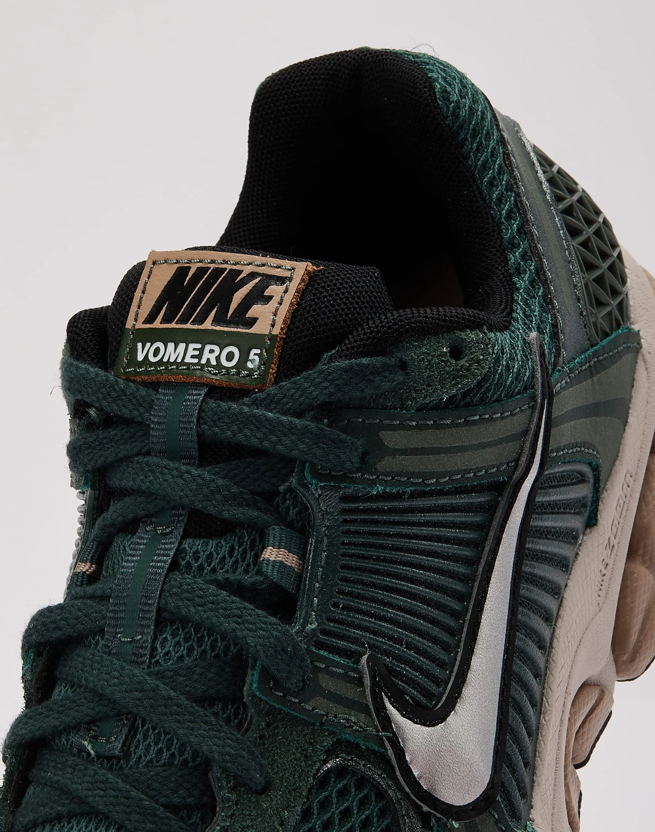 Nike Zoom Vomero 5