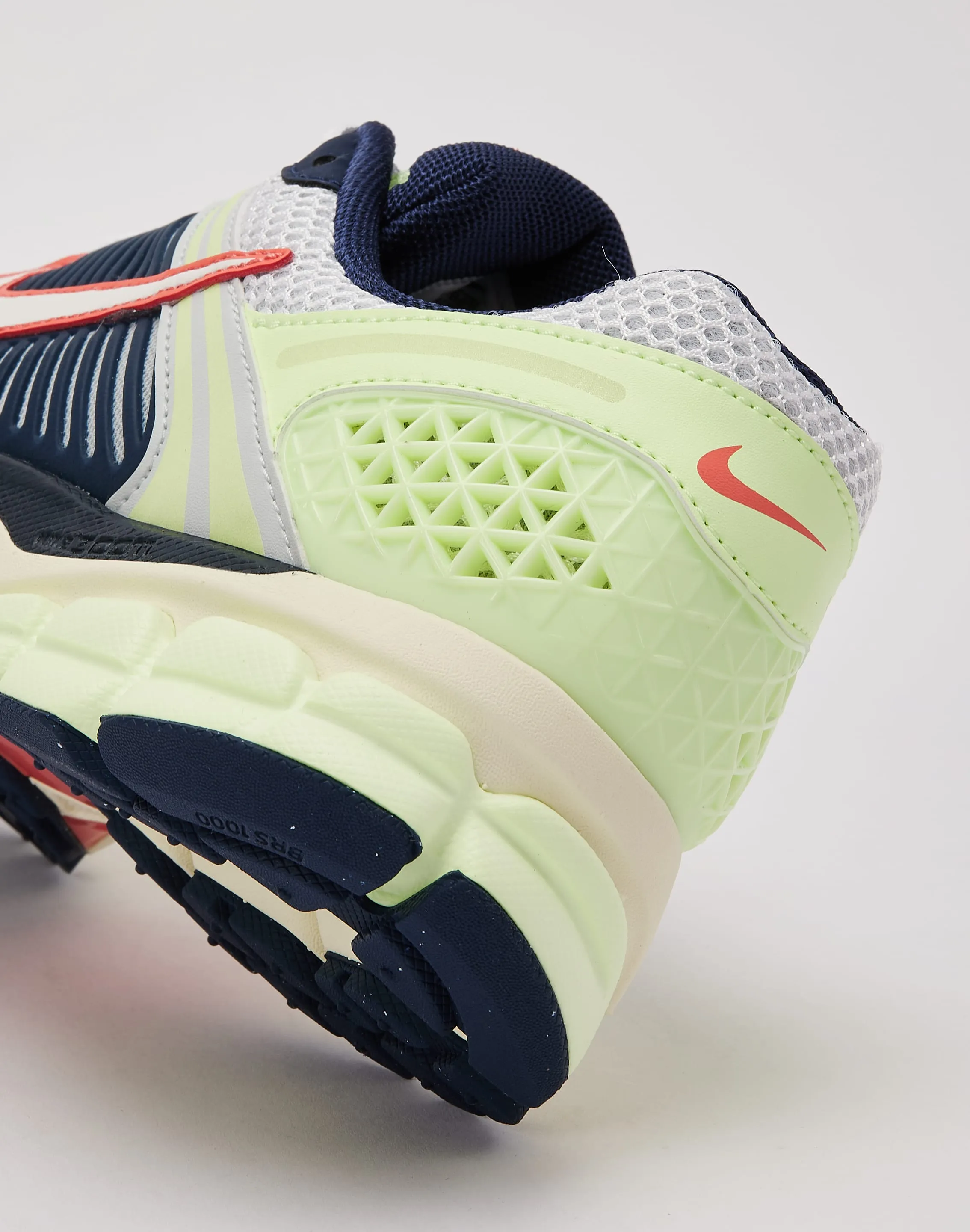 Nike Zoom Vomero 5