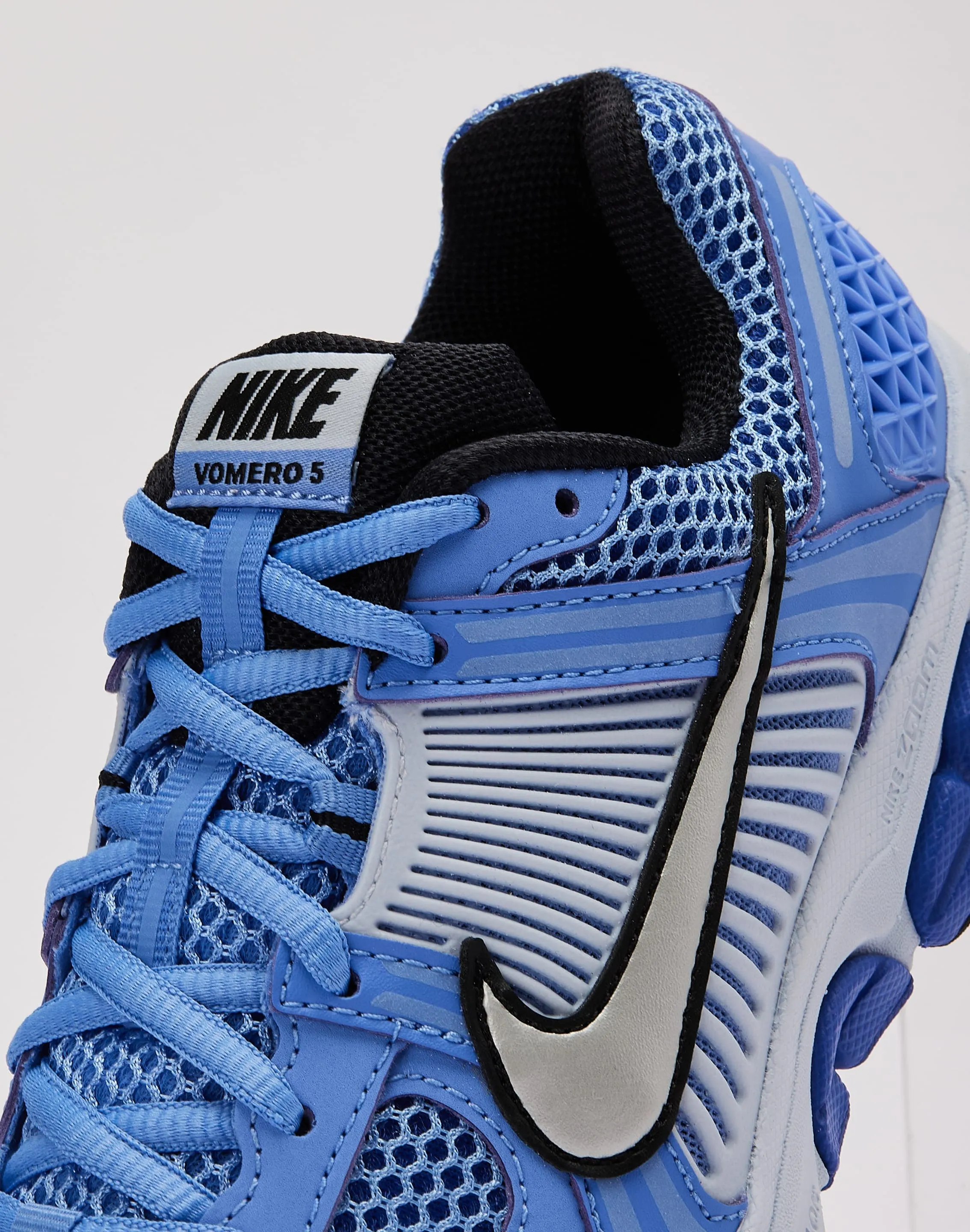 Nike Zoom Vomero 5