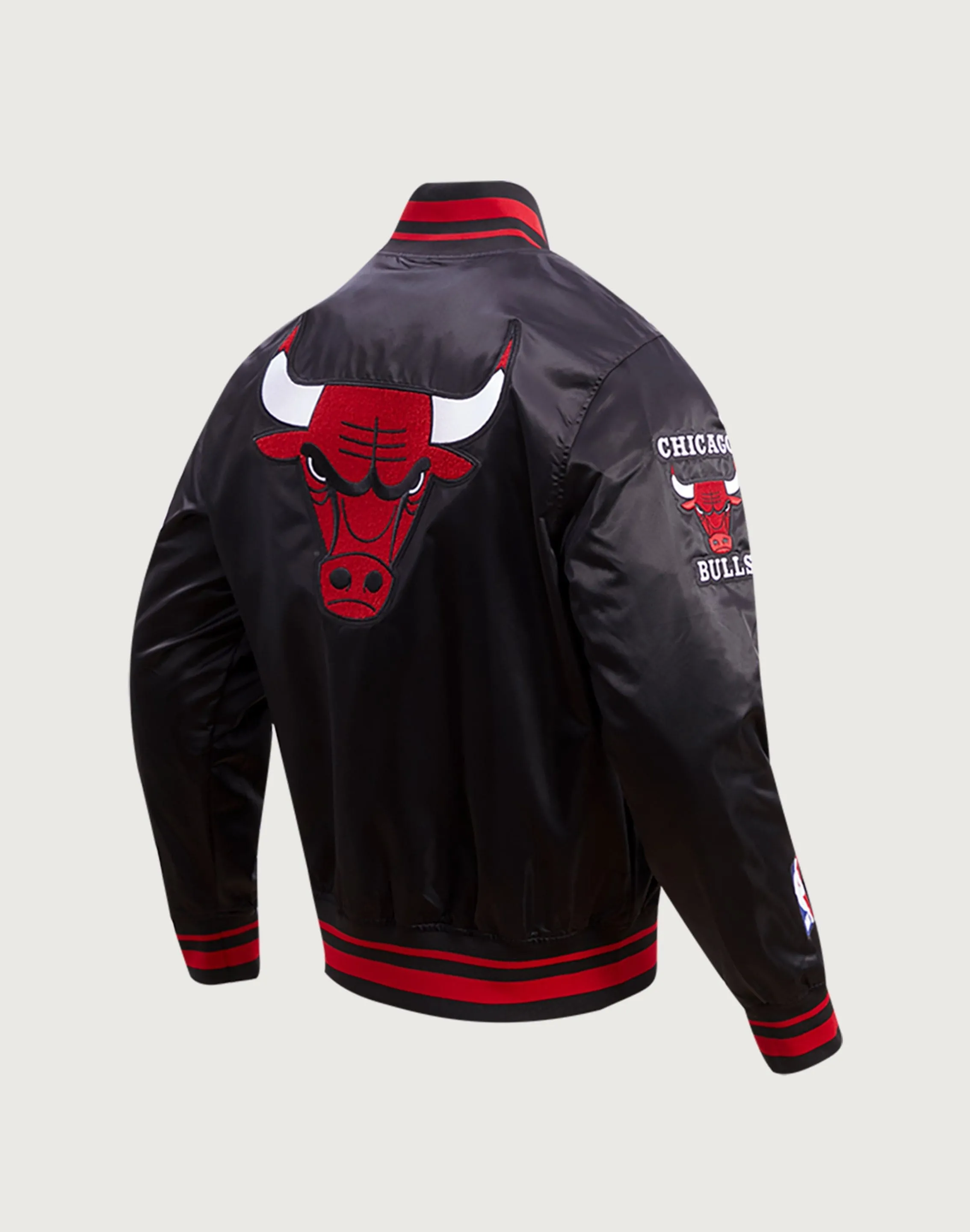 Pro Standard Chicago Bulls Retro Classic Rib Satin Jacket