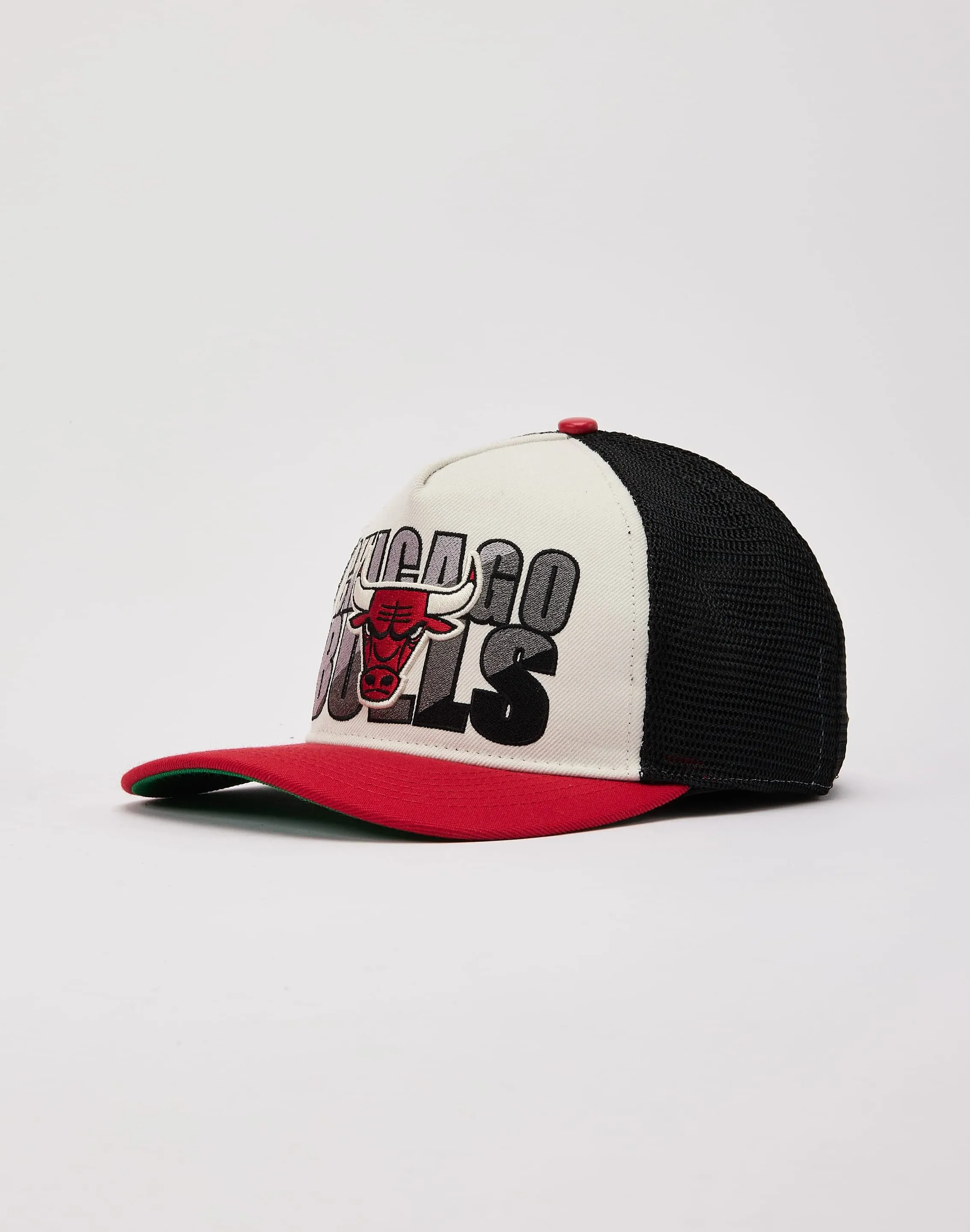 Pro Standard Chicago Bulls Trucker Hat