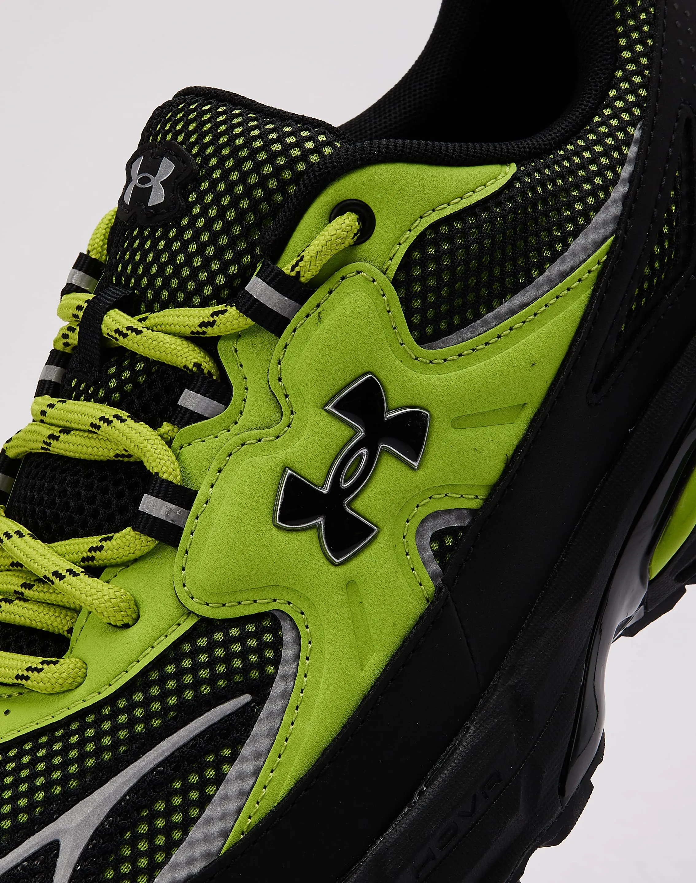 Under Armour Apparition Tech